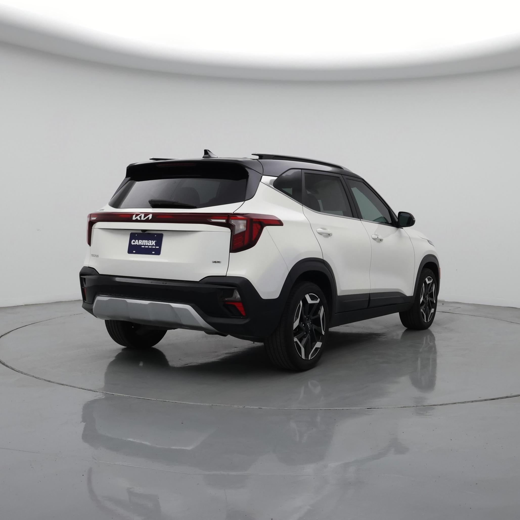 Thumbnail: 2024 Kia Seltos - 8