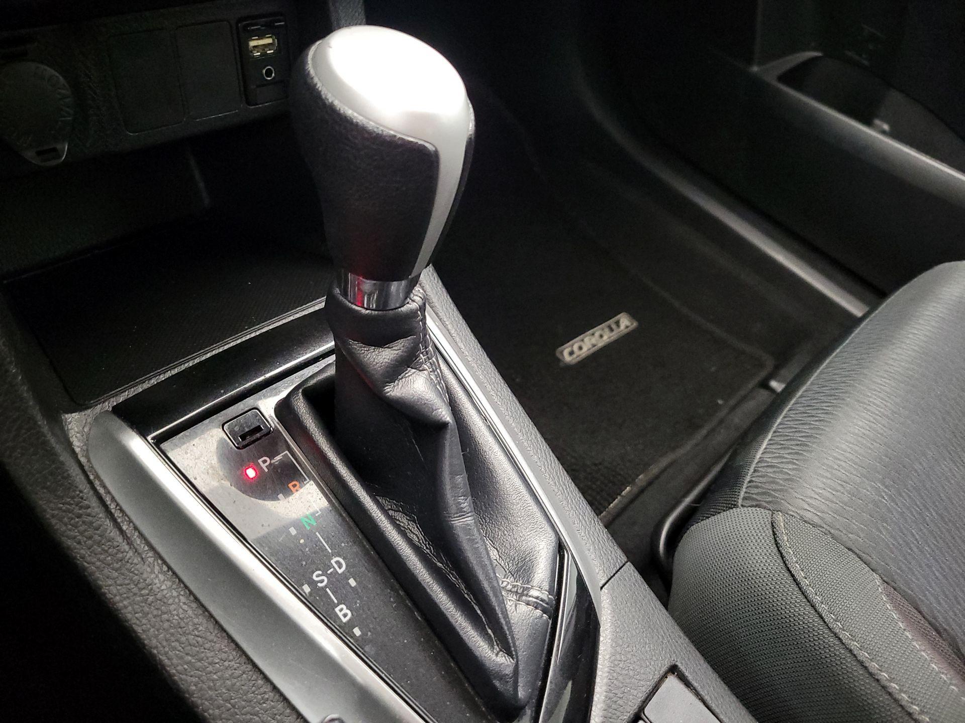 Thumbnail: 2019 Toyota Corolla - 17