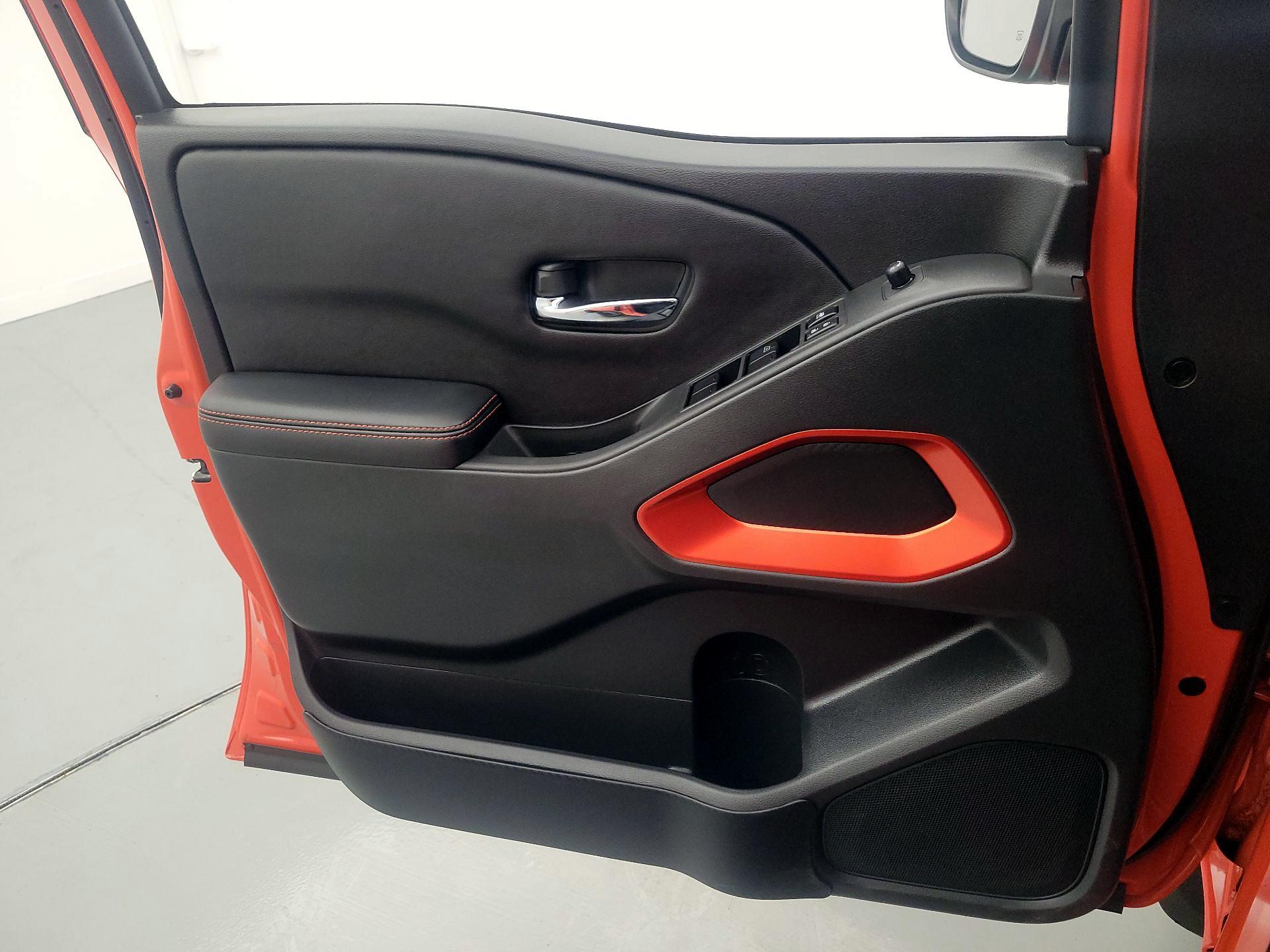 Thumbnail: 2025 Nissan Frontier - 12