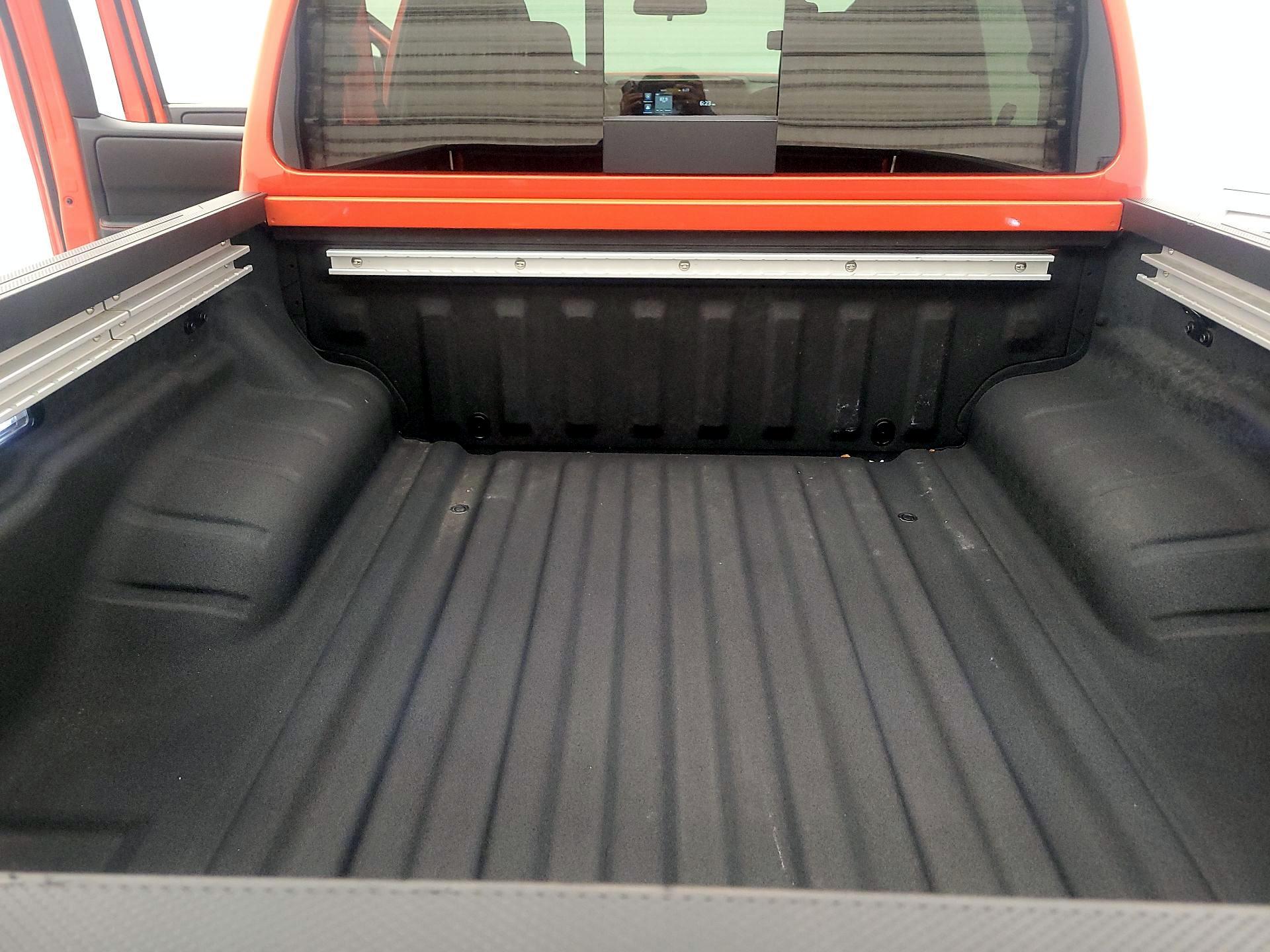 Thumbnail: 2025 Nissan Frontier - 20