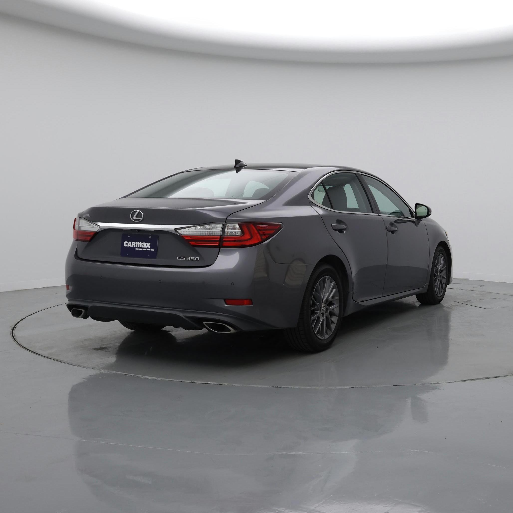 Thumbnail: 2018 Lexus ES - 8