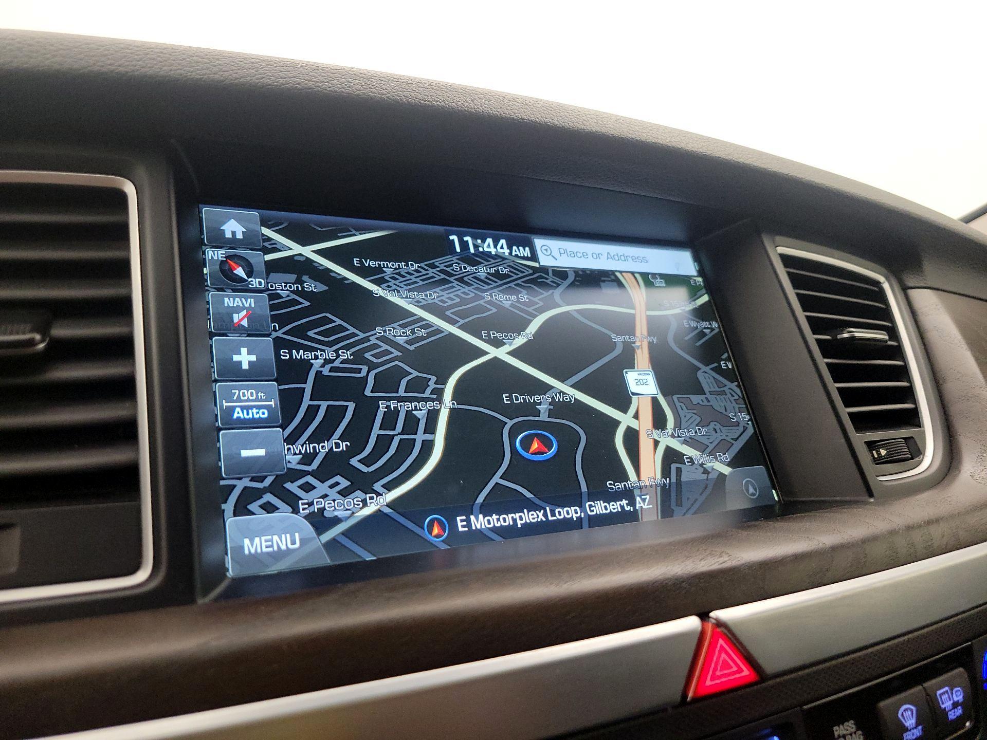 Thumbnail: 2017 Genesis G80 - 14