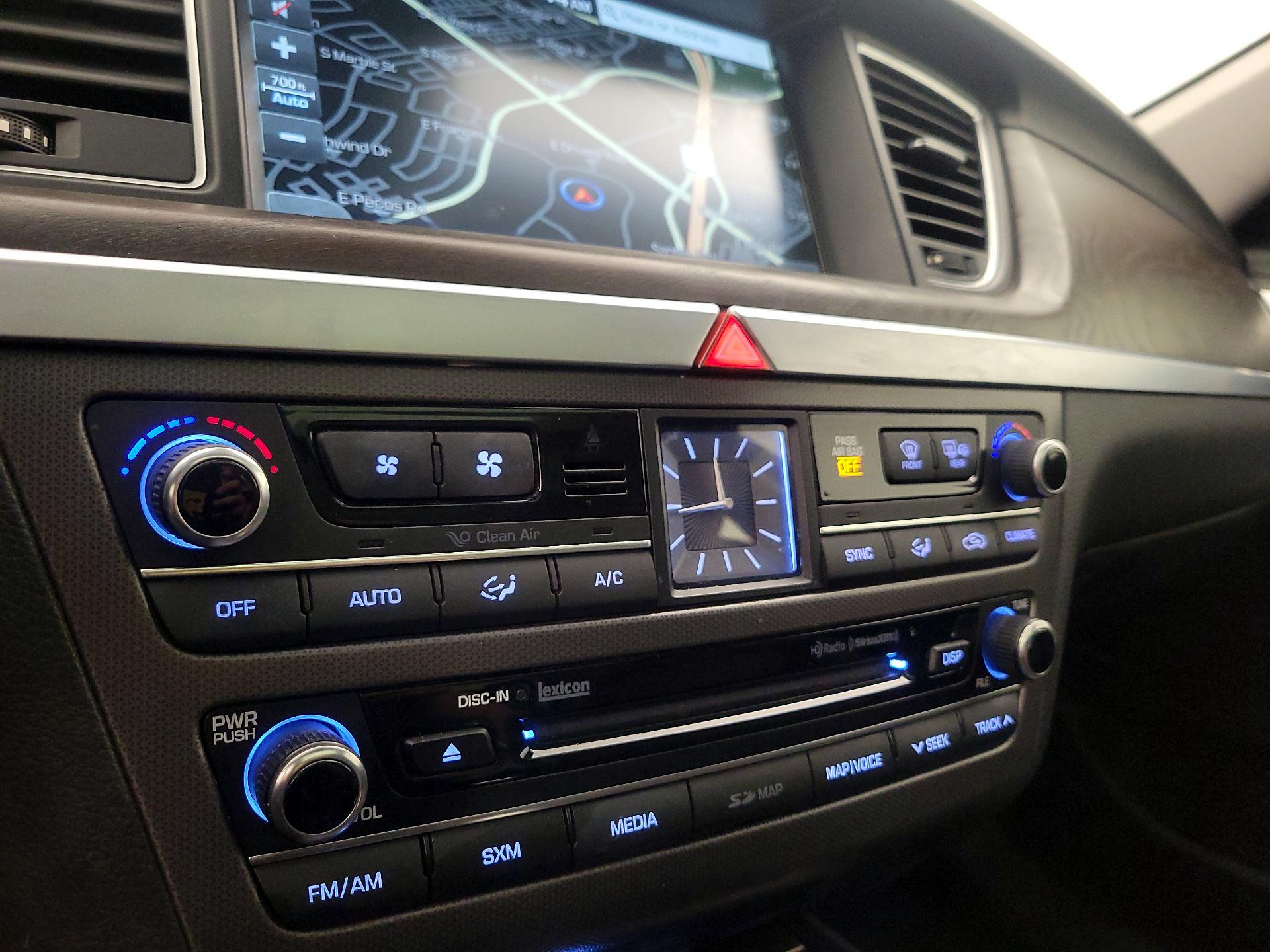 Thumbnail: 2017 Genesis G80 - 17