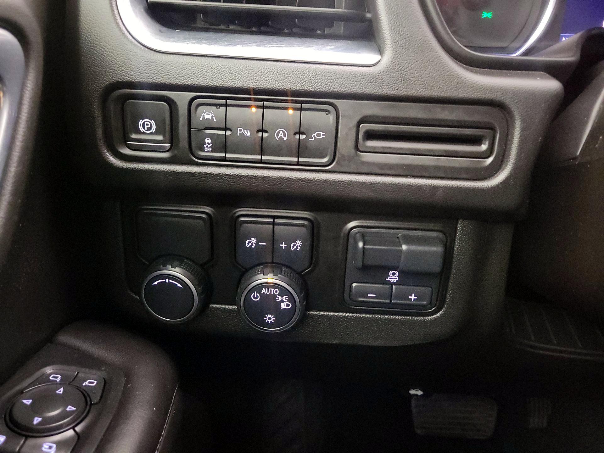 Thumbnail: 2021 Chevrolet Tahoe - 13