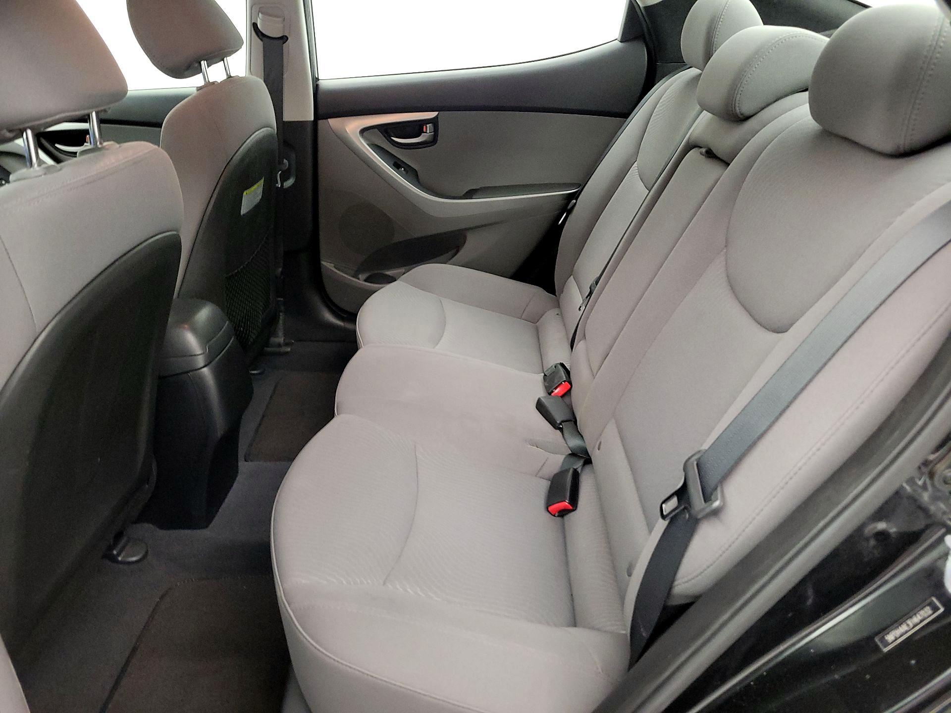 Thumbnail: 2015 Hyundai Elantra - 18