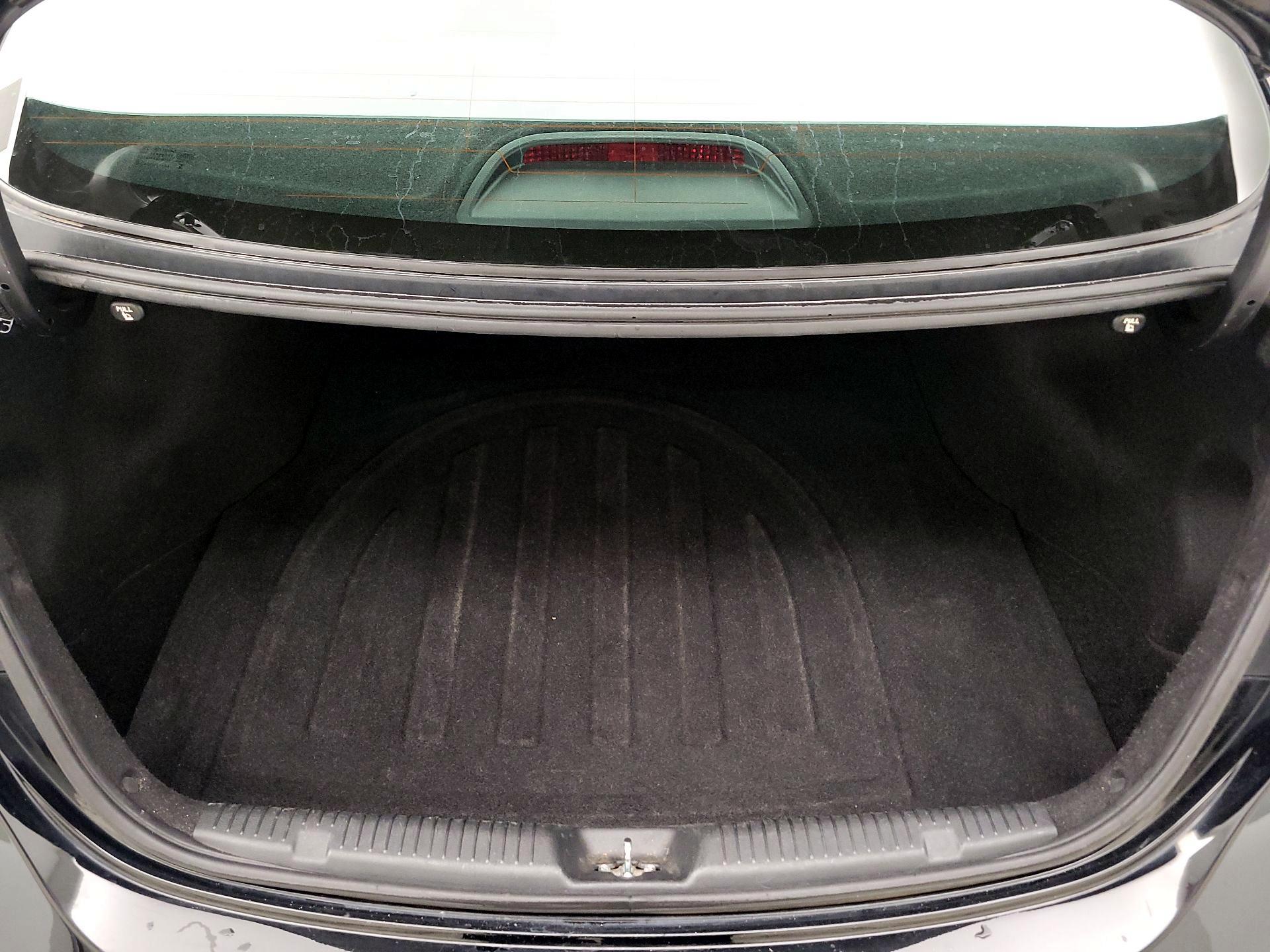 Thumbnail: 2015 Hyundai Elantra - 19