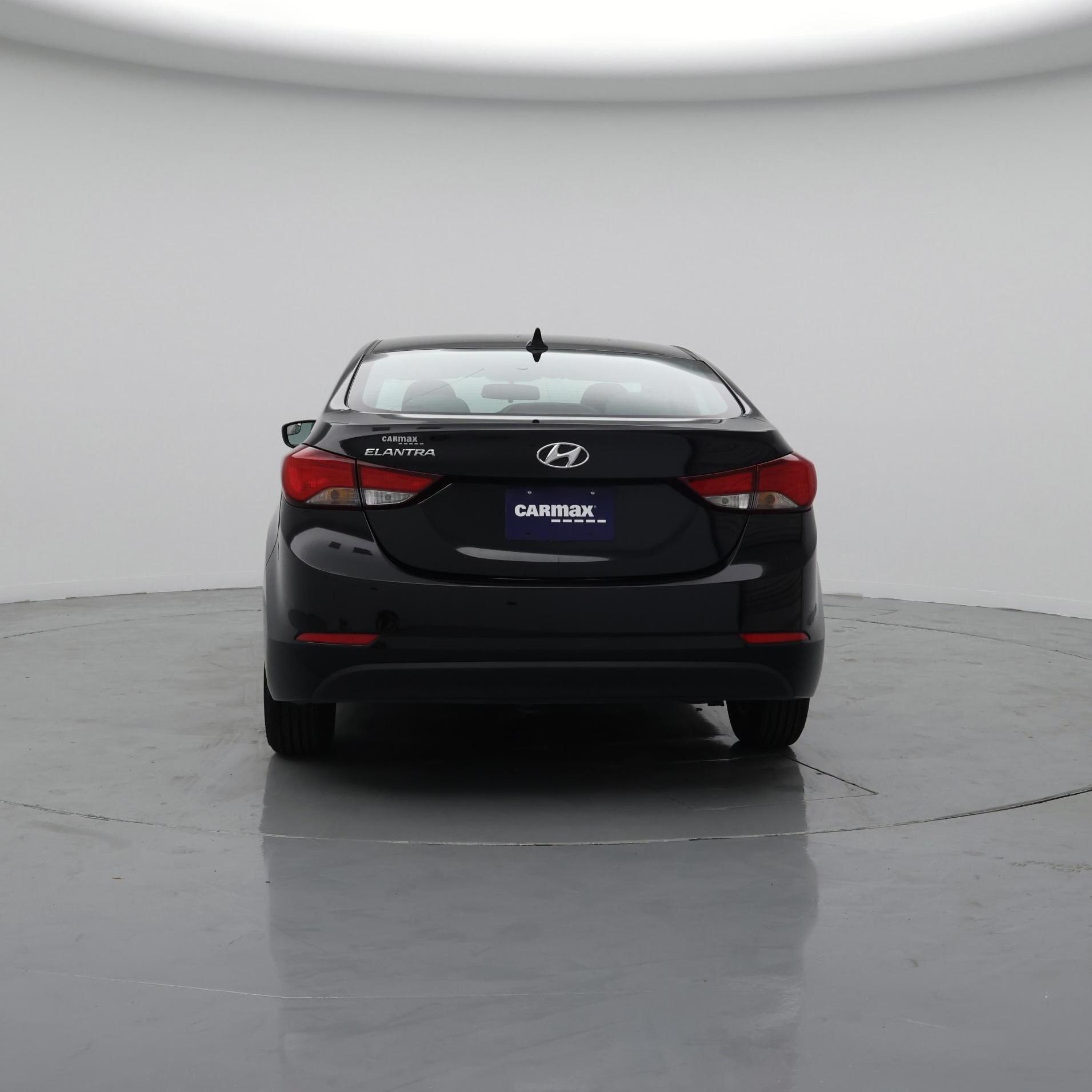 Thumbnail: 2015 Hyundai Elantra - 6