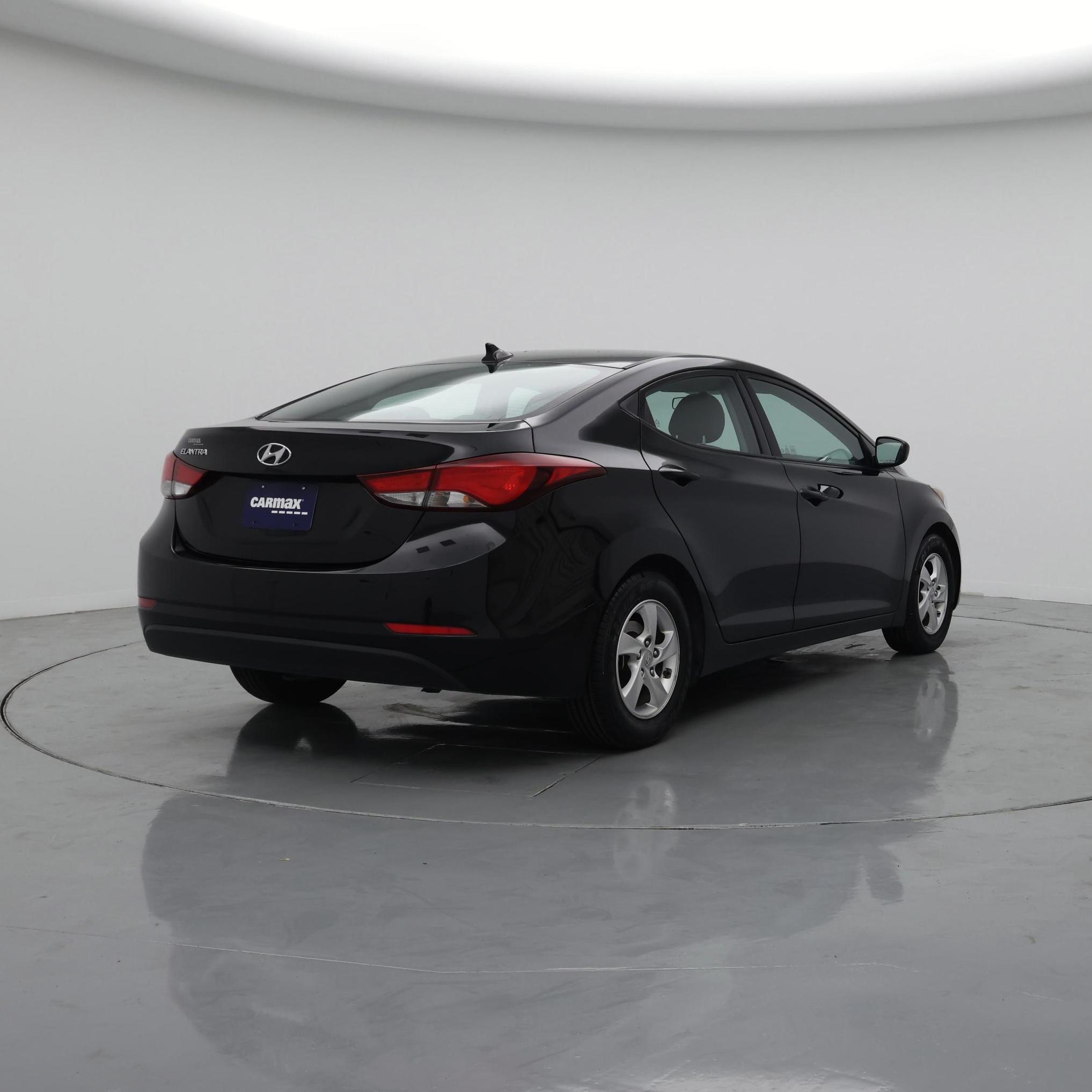 Thumbnail: 2015 Hyundai Elantra - 8