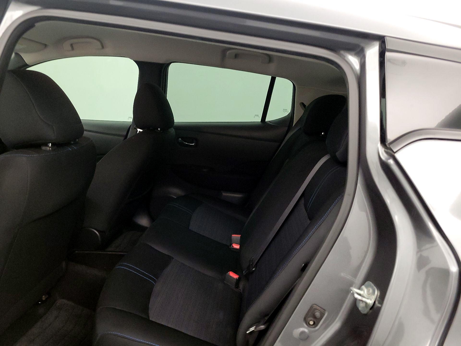 Thumbnail: 2019 Nissan Leaf - 19