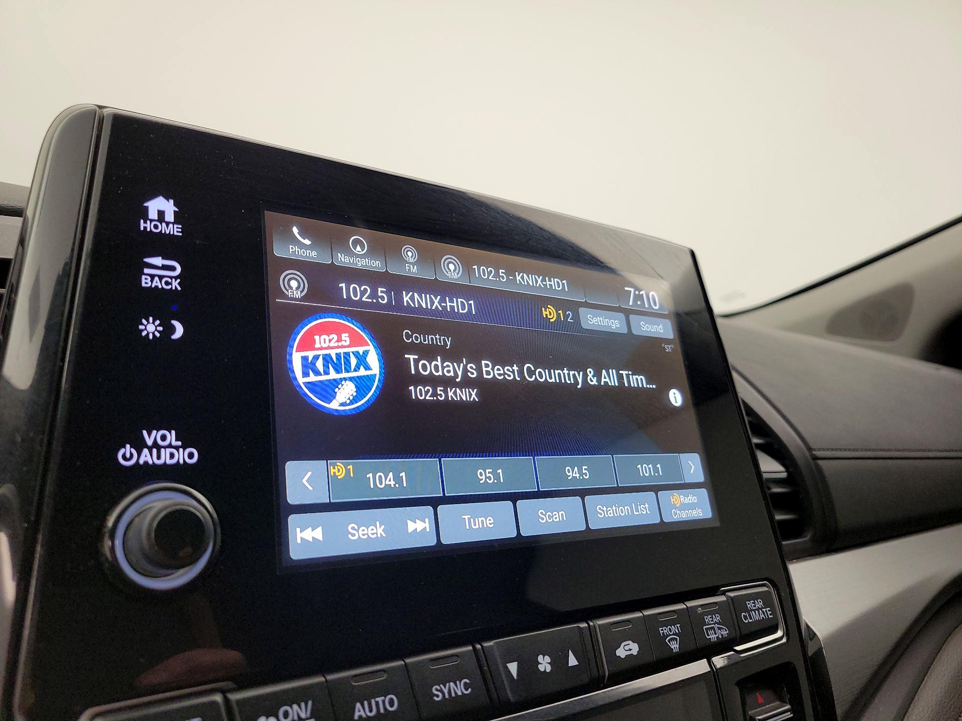 Thumbnail: 2019 Honda Odyssey - 16