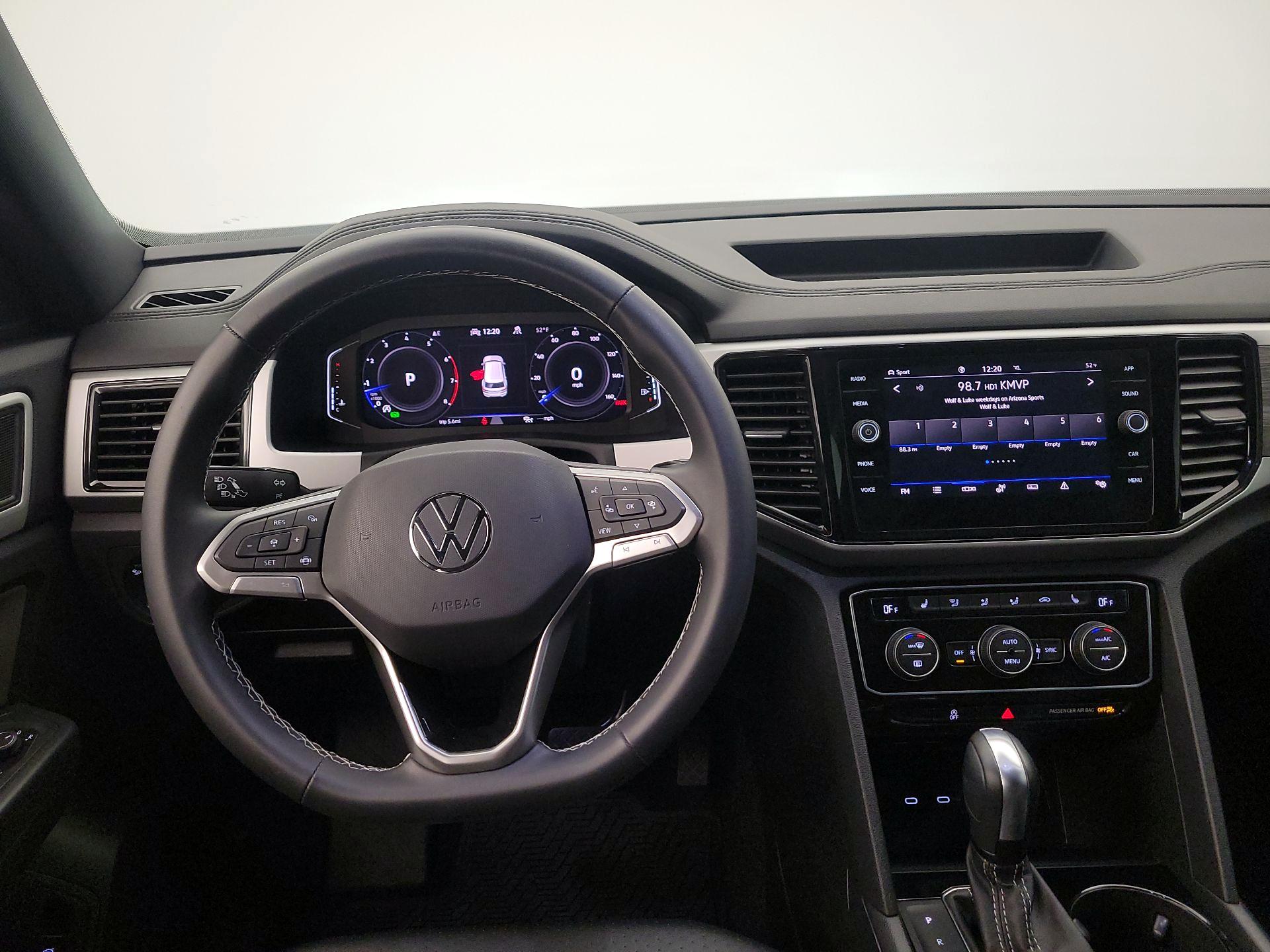 Thumbnail: 2022 Volkswagen Atlas - 10