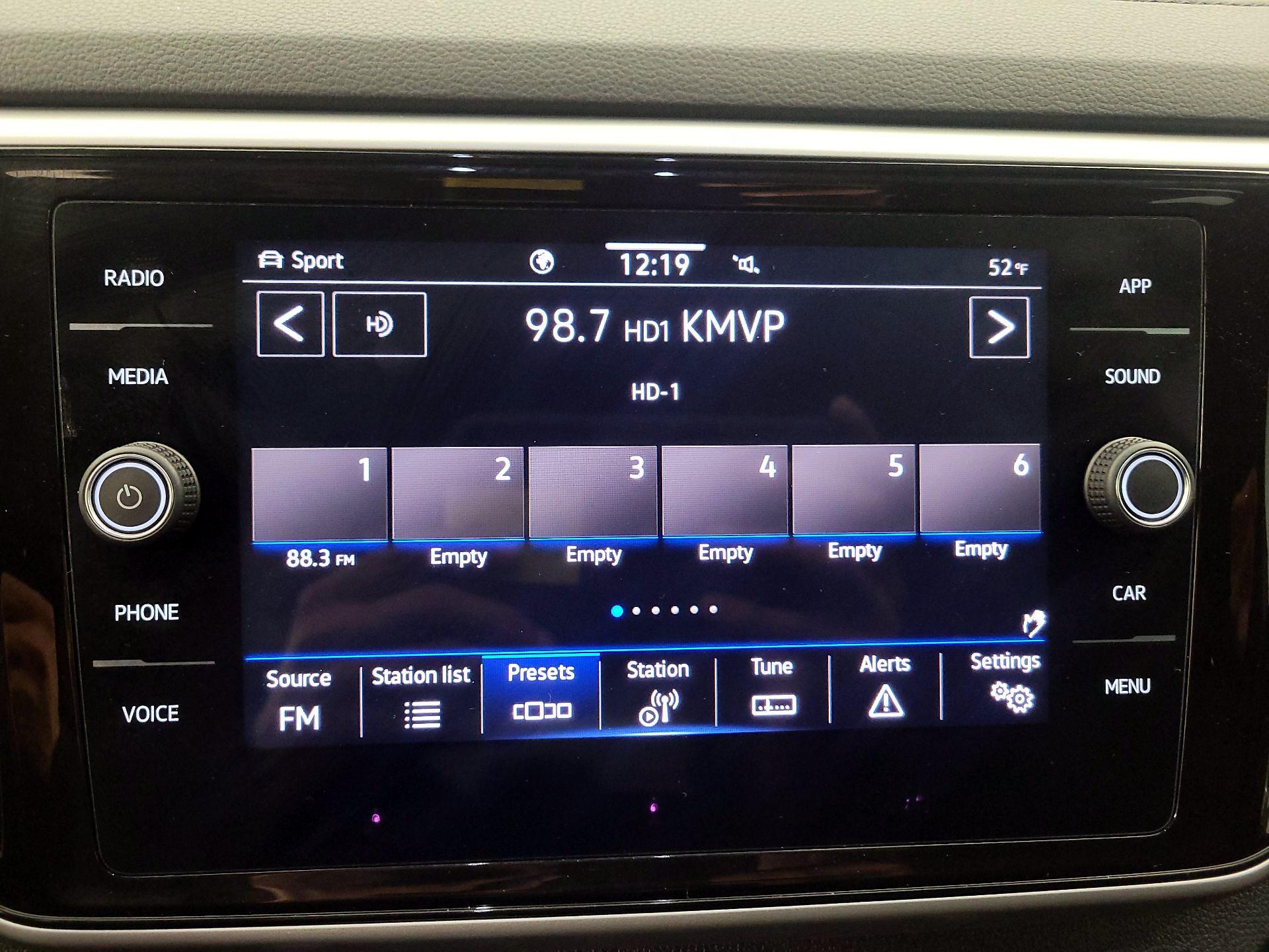 Thumbnail: 2022 Volkswagen Atlas - 15