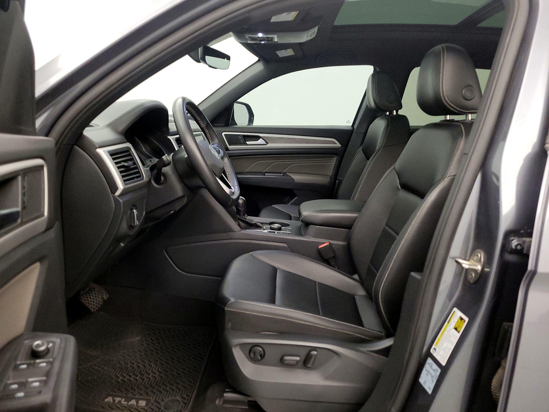 Thumbnail: 2021 Volkswagen Atlas - 11