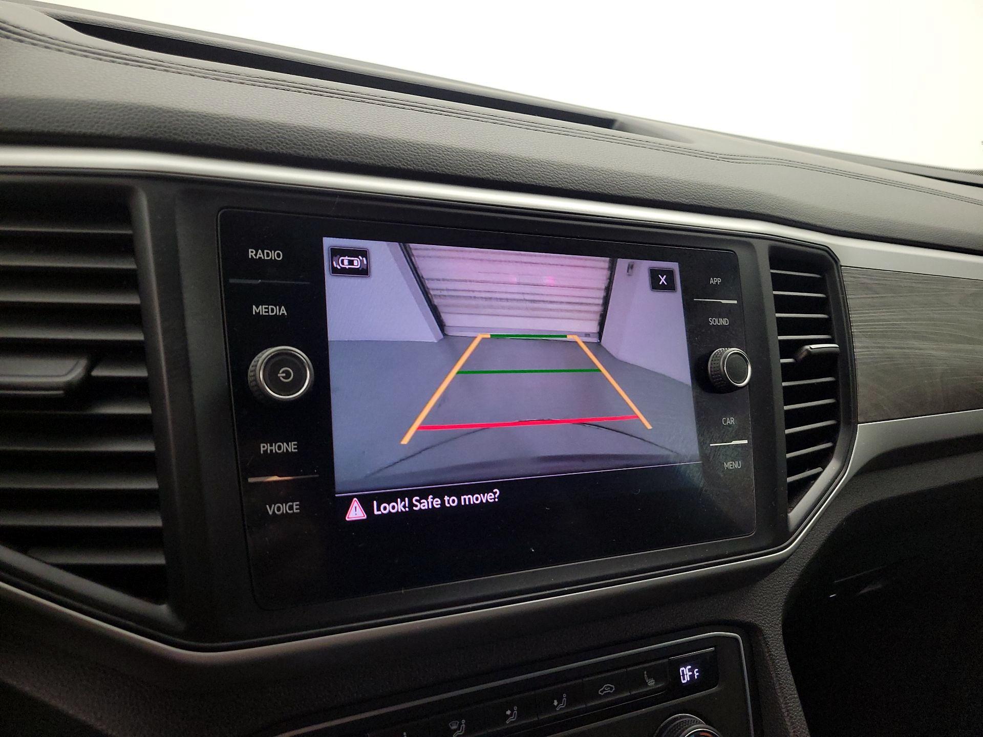 Thumbnail: 2021 Volkswagen Atlas - 14