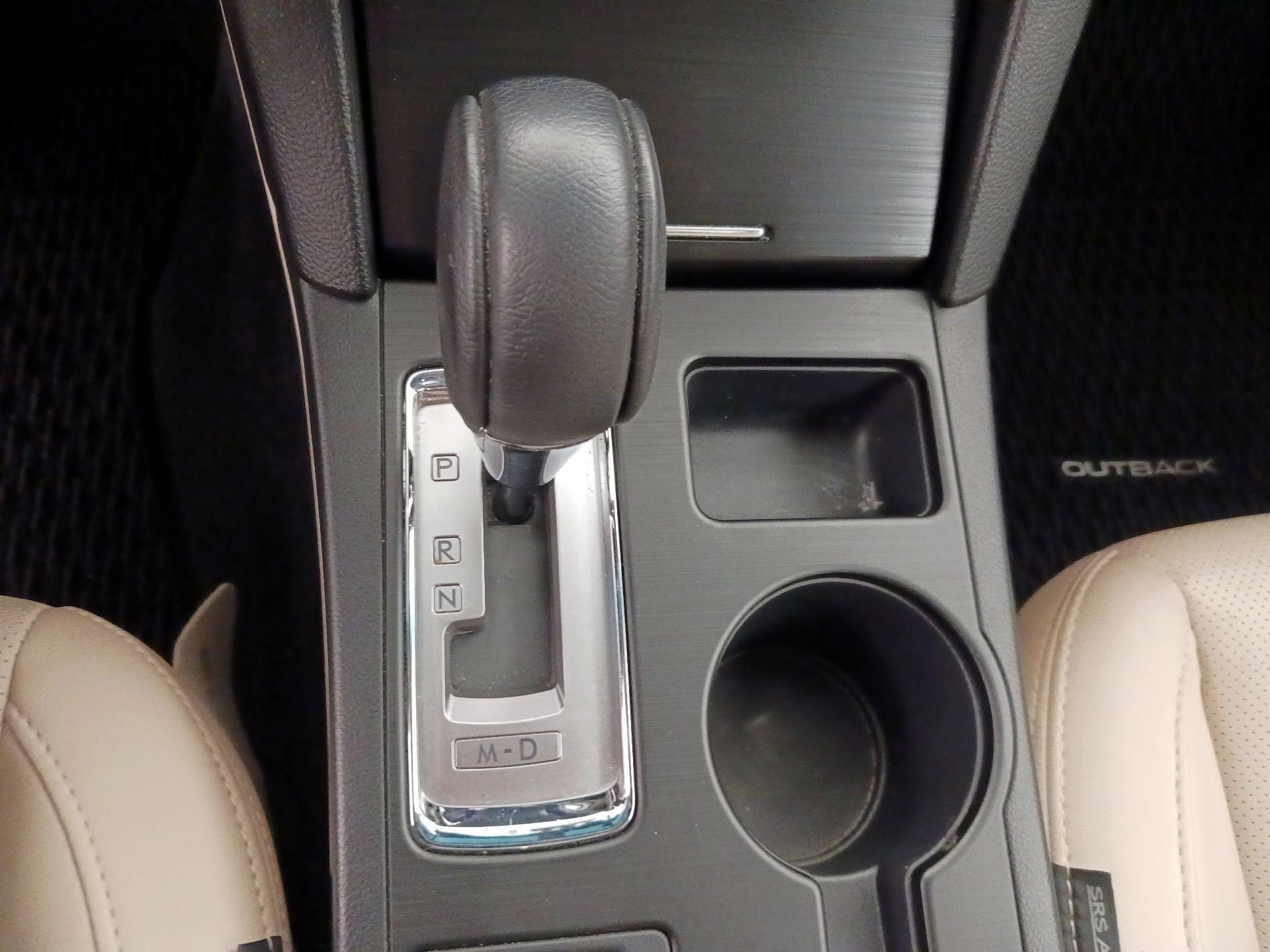 Thumbnail: 2015 Subaru Outback - 18