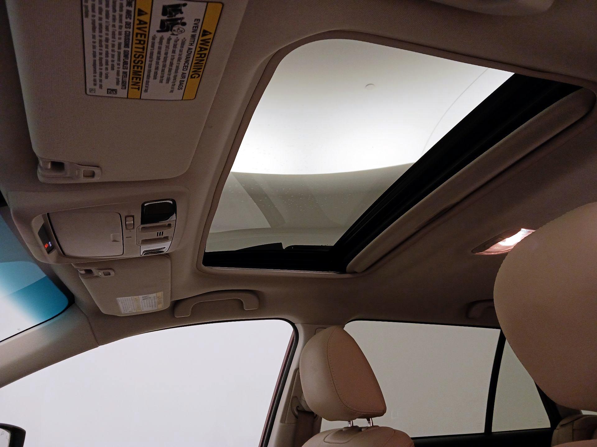 Thumbnail: 2015 Subaru Outback - 20