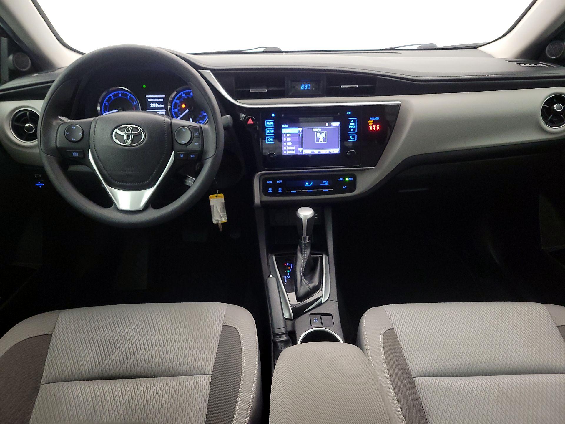 Thumbnail: 2018 Toyota Corolla - 9