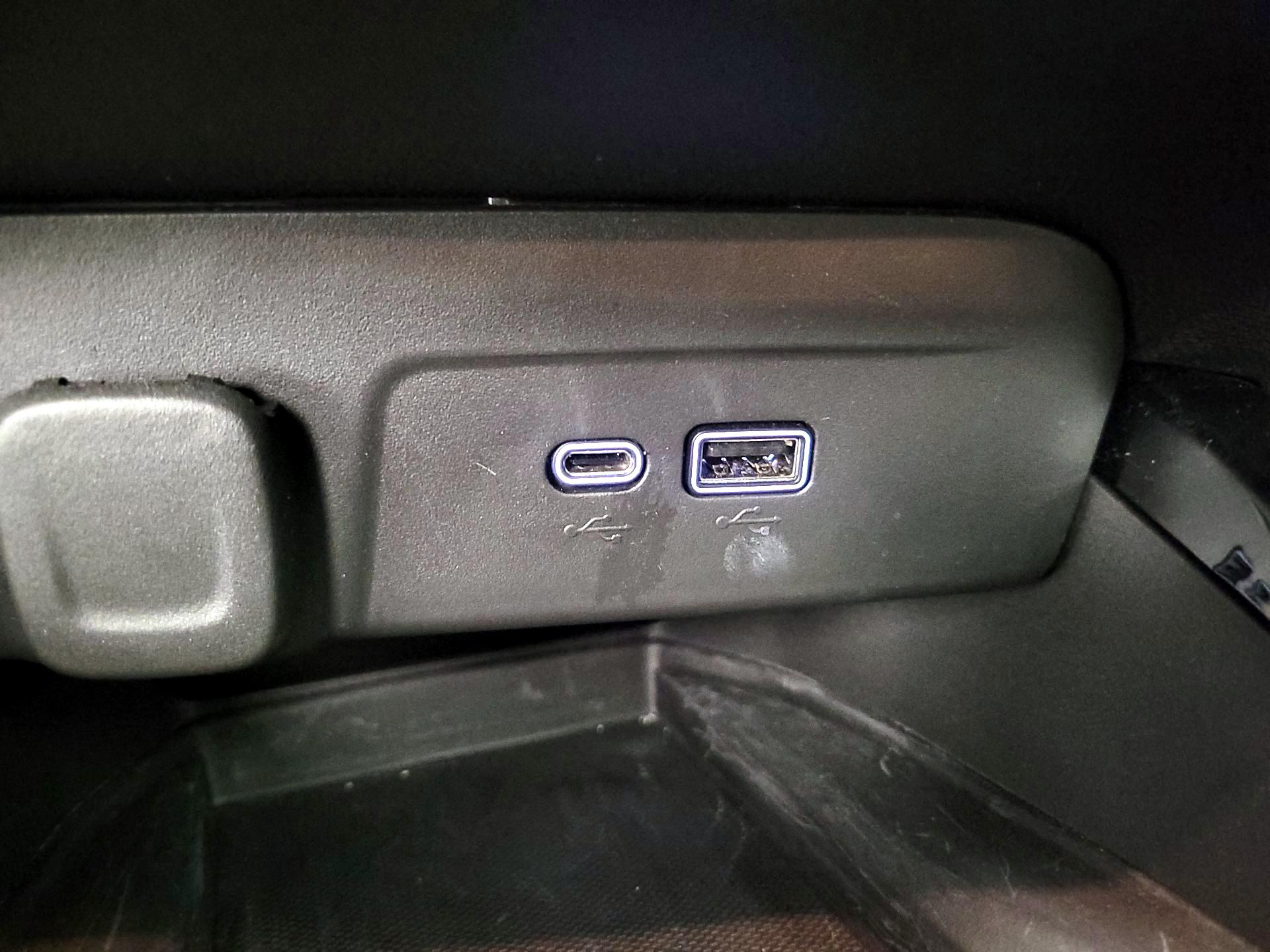 Thumbnail: 2024 Chevrolet Trax - 18