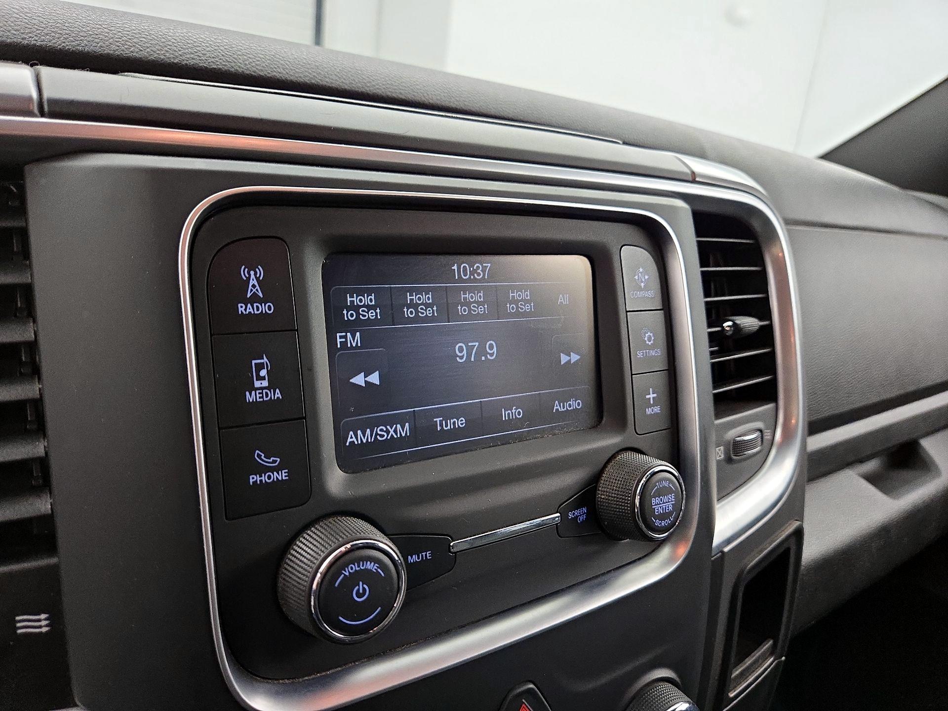 Thumbnail: 2022 RAM 1500 Classic - 15