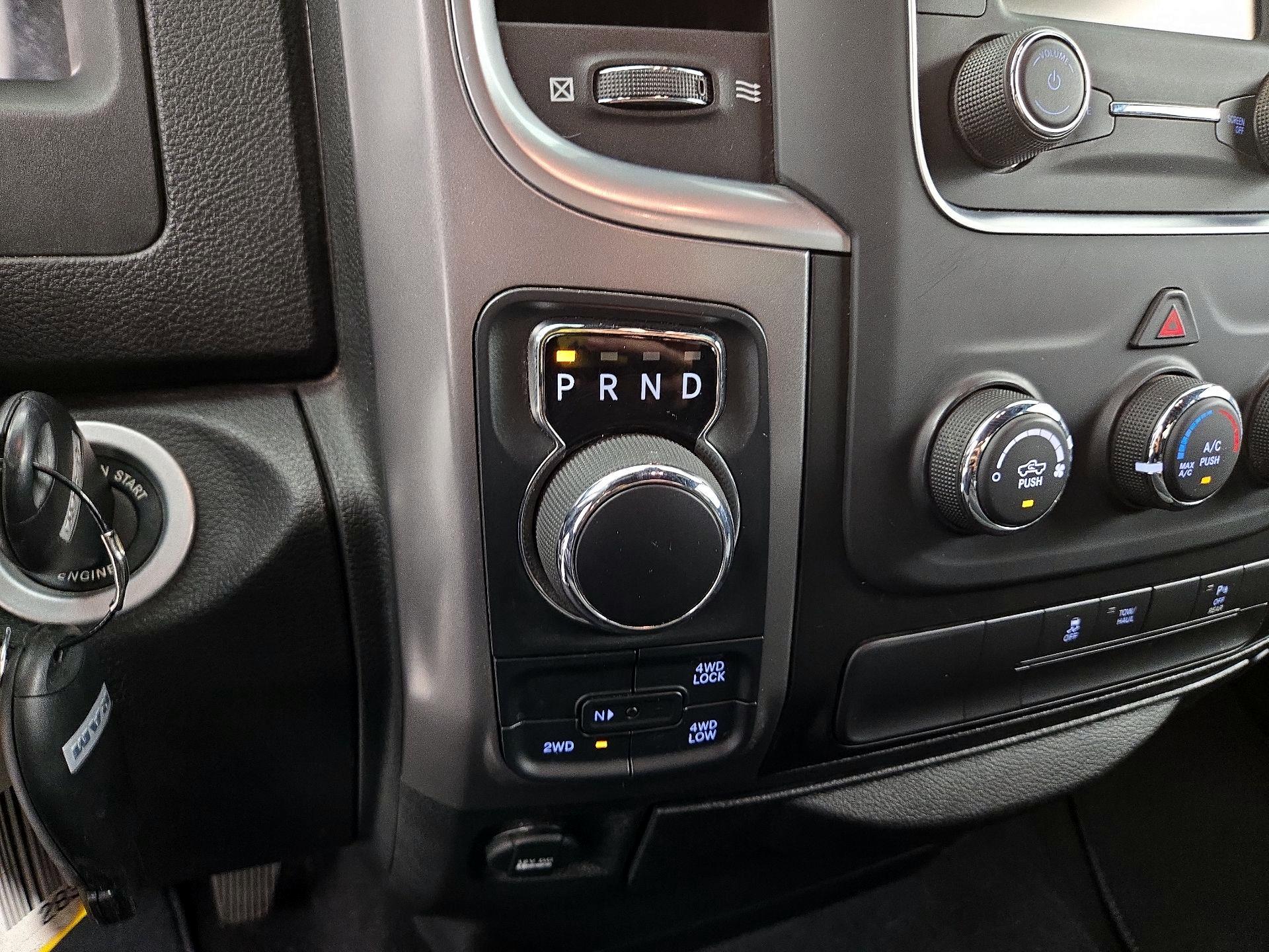 Thumbnail: 2022 RAM 1500 Classic - 17