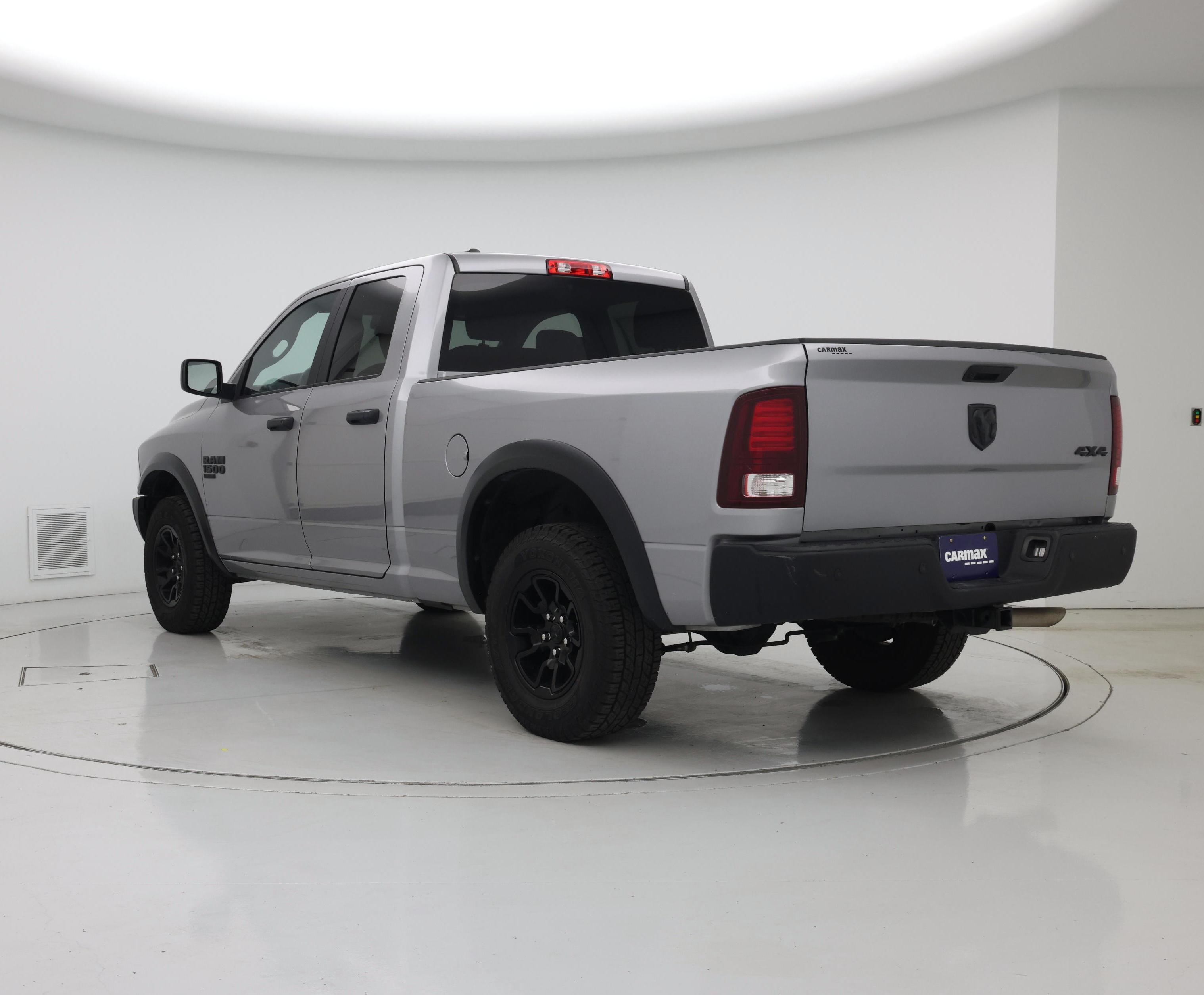 Thumbnail: 2022 RAM 1500 Classic - 2