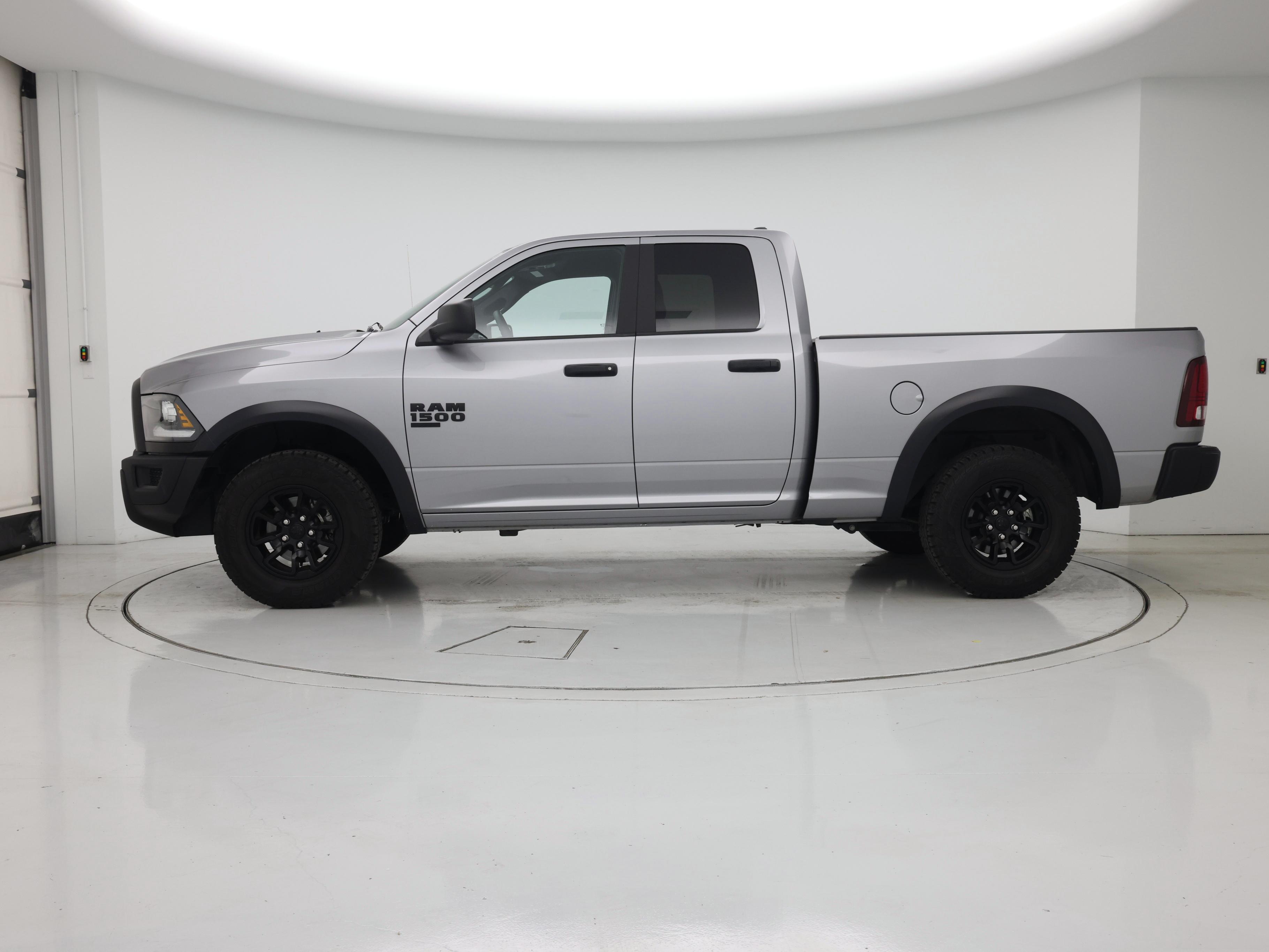 Thumbnail: 2022 RAM 1500 Classic - 3