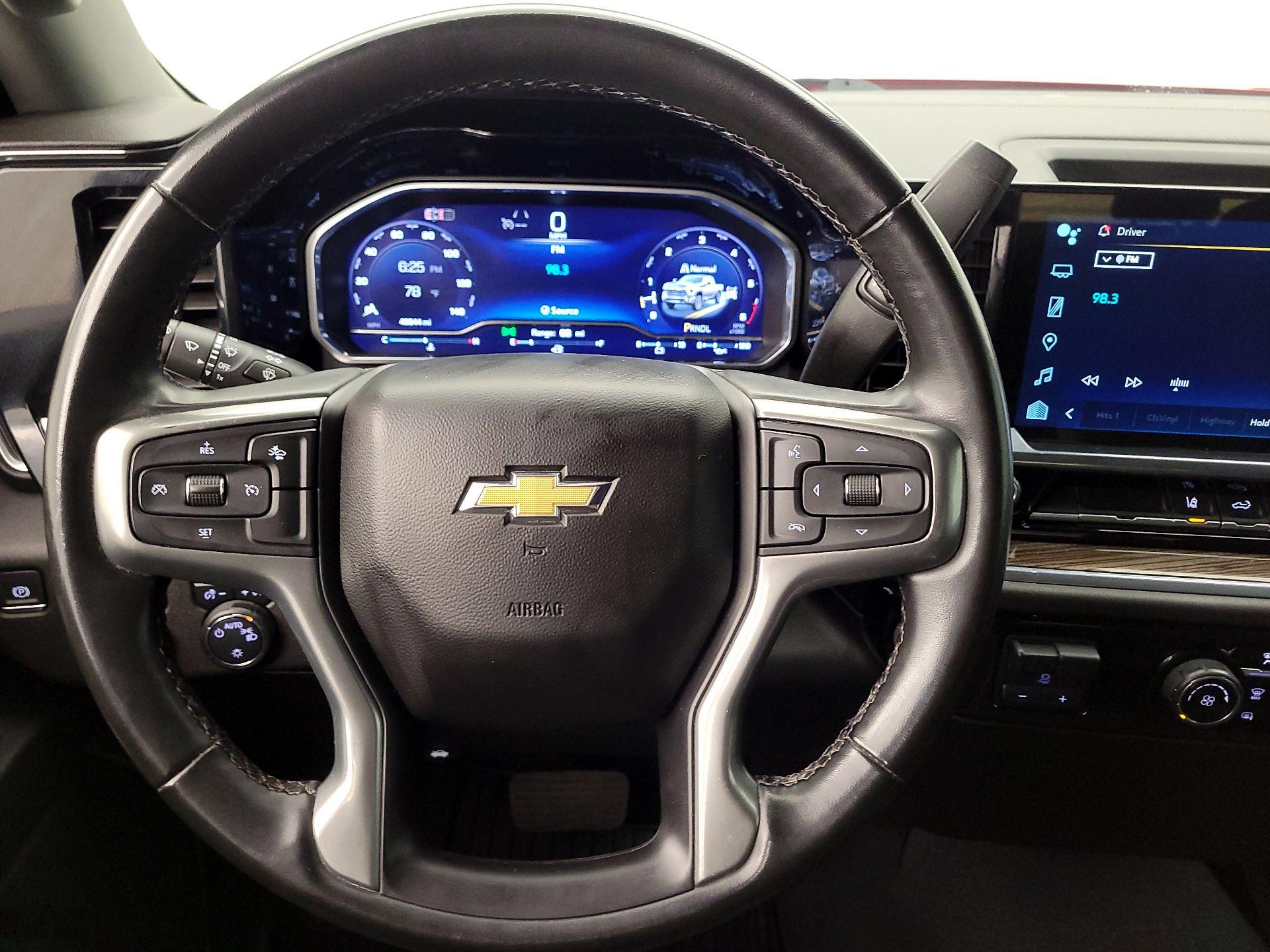 Thumbnail: 2024 Chevrolet Silverado 3500 - 10