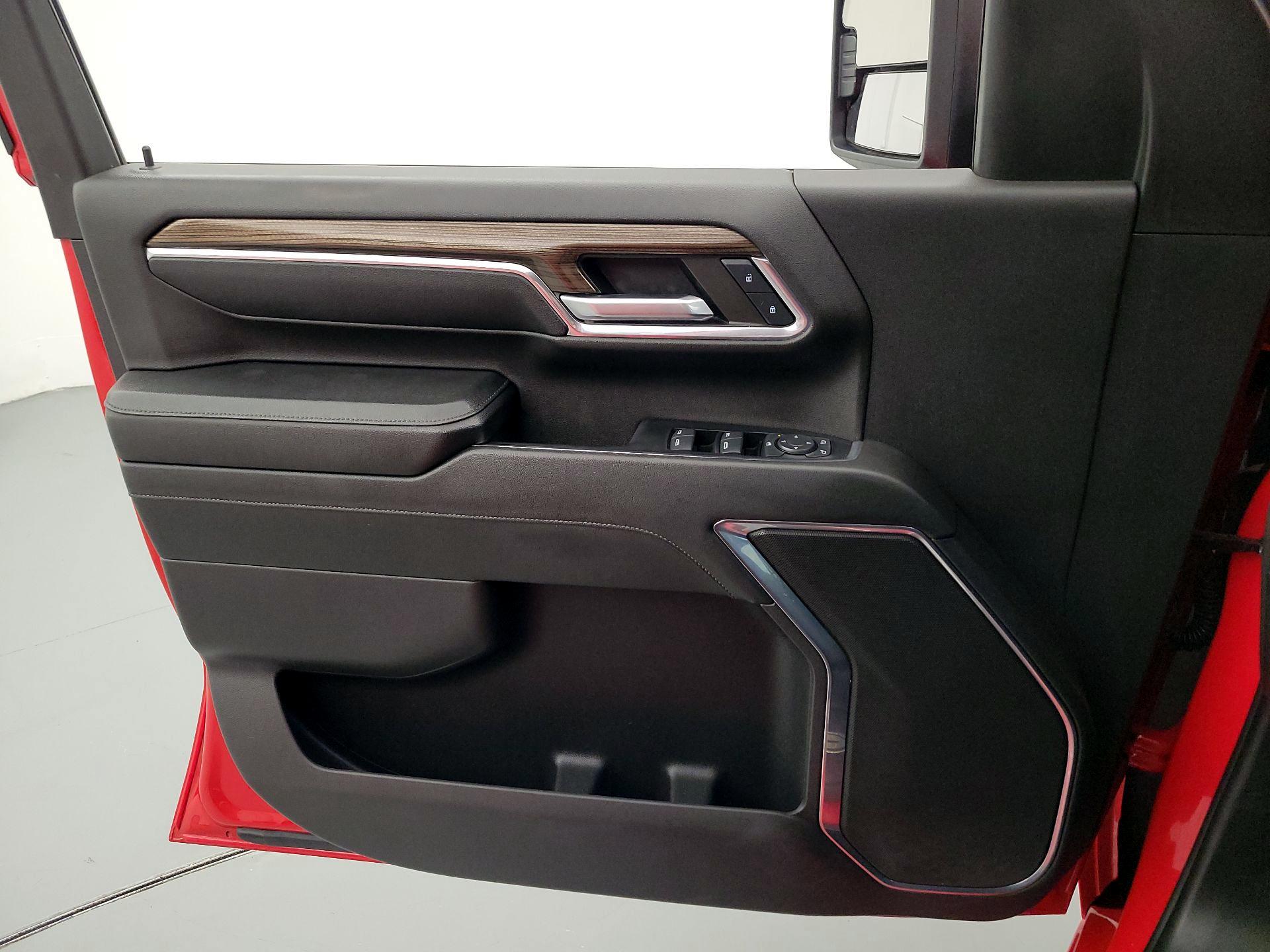 Thumbnail: 2024 Chevrolet Silverado 3500 - 12