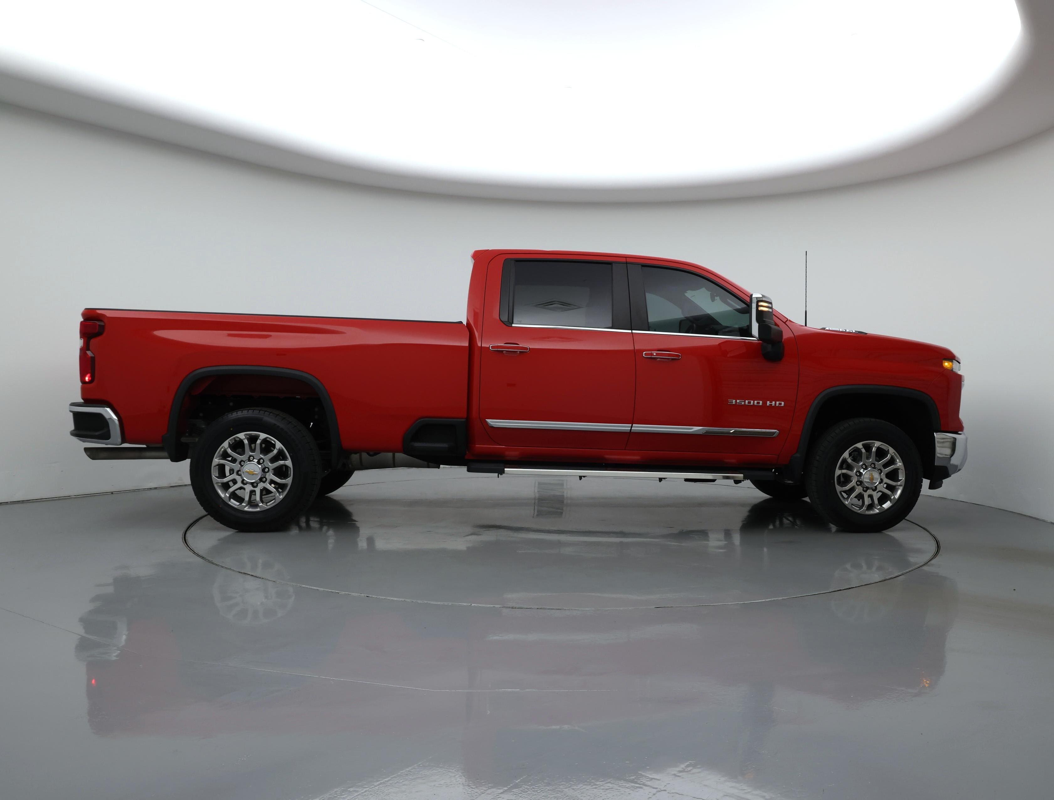 Thumbnail: 2024 Chevrolet Silverado 3500 - 7