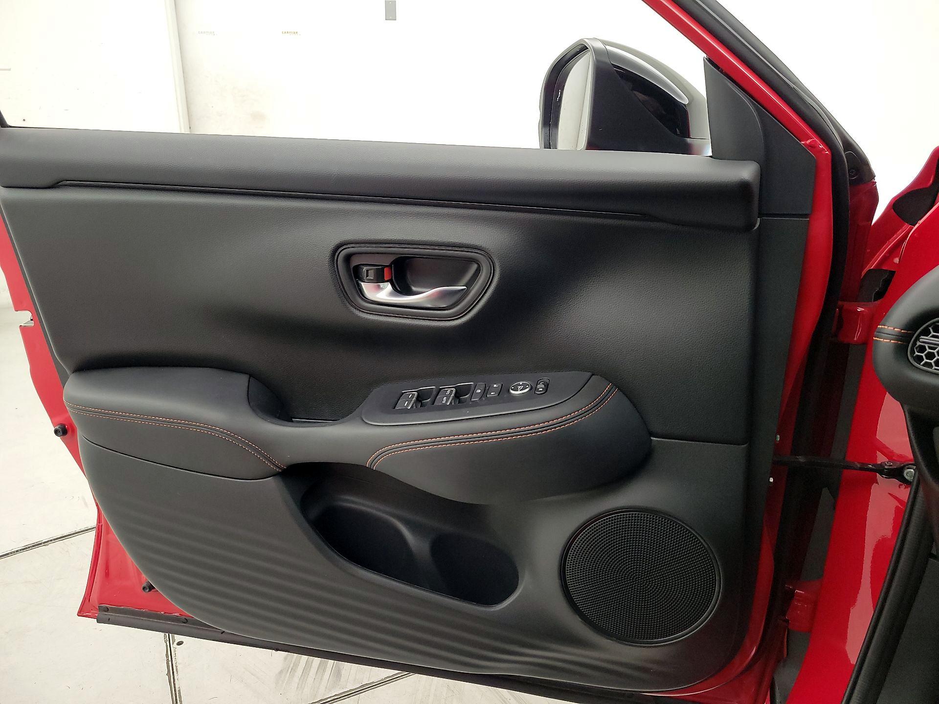 Thumbnail: 2025 Honda HR-V - 12