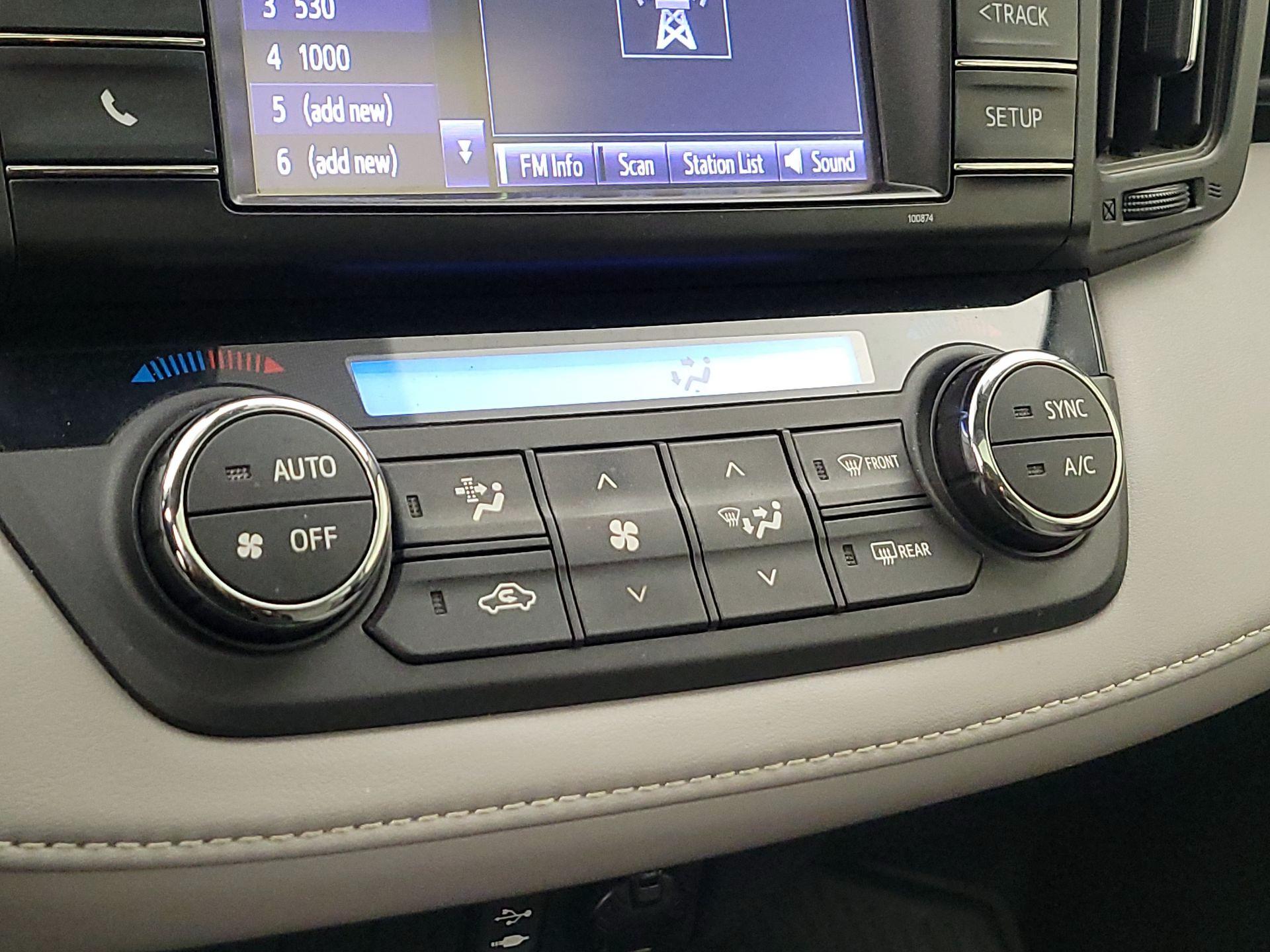 Thumbnail: 2018 Toyota RAV4 - 16