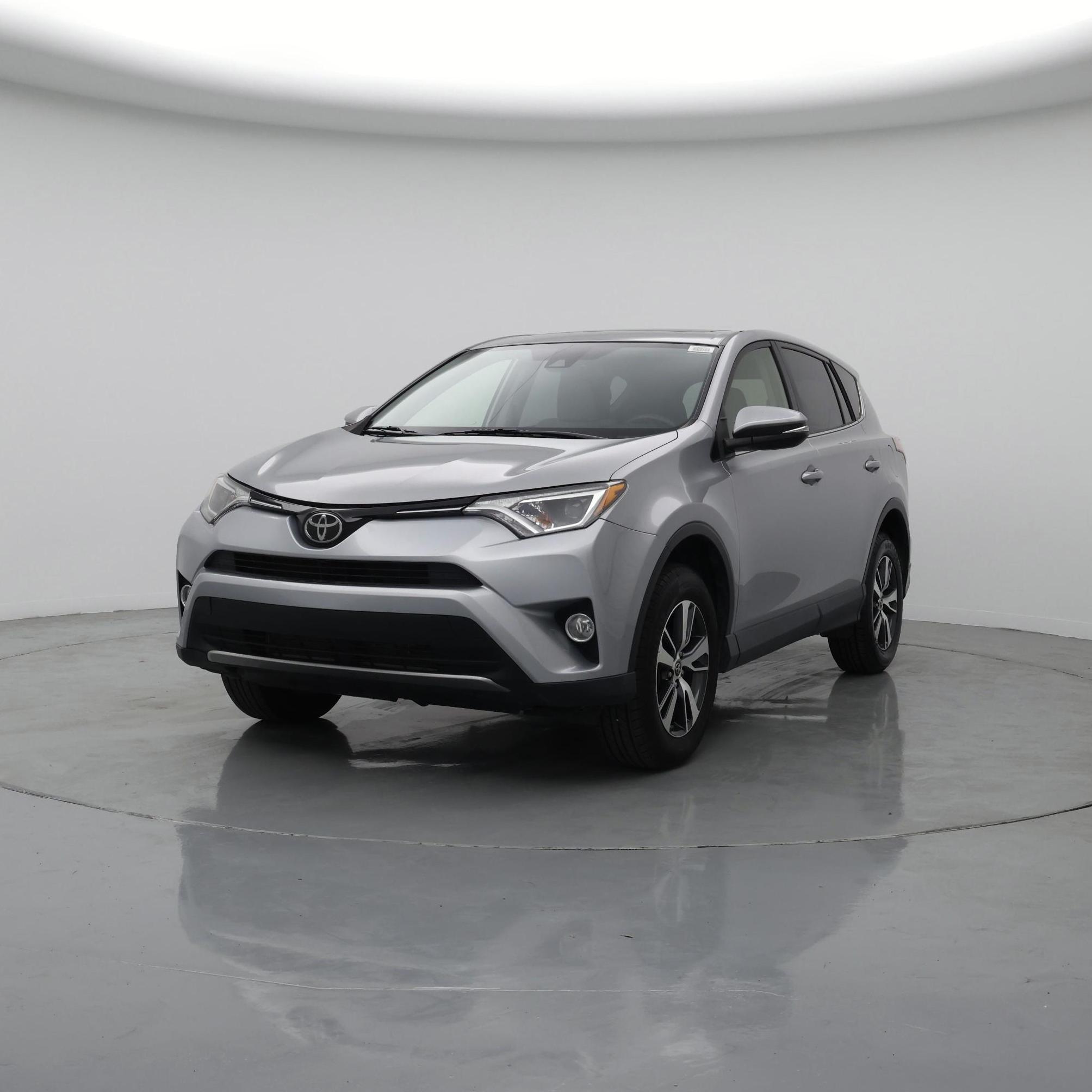 Thumbnail: 2018 Toyota RAV4 - 4