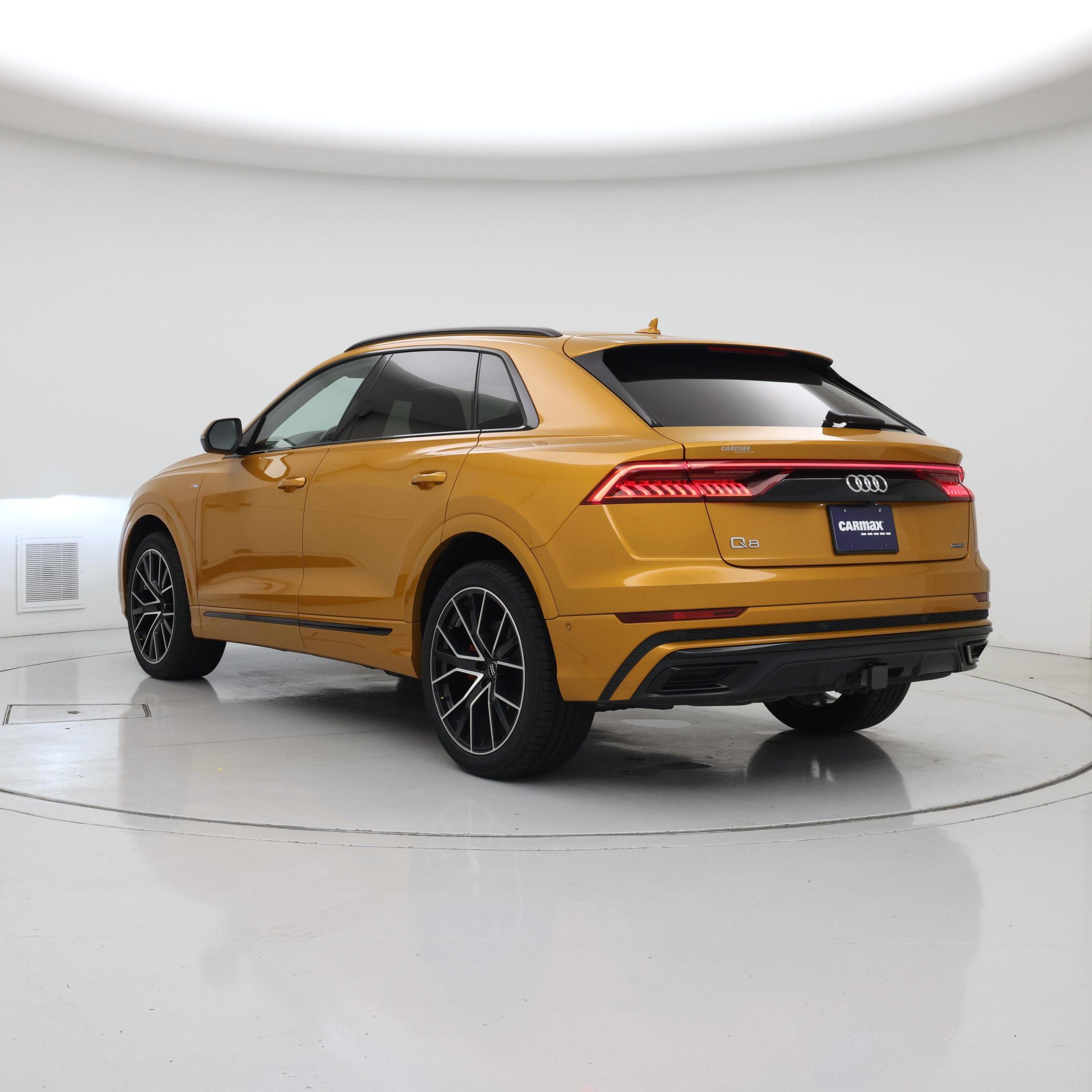 Thumbnail: 2020 Audi Q8 - 2