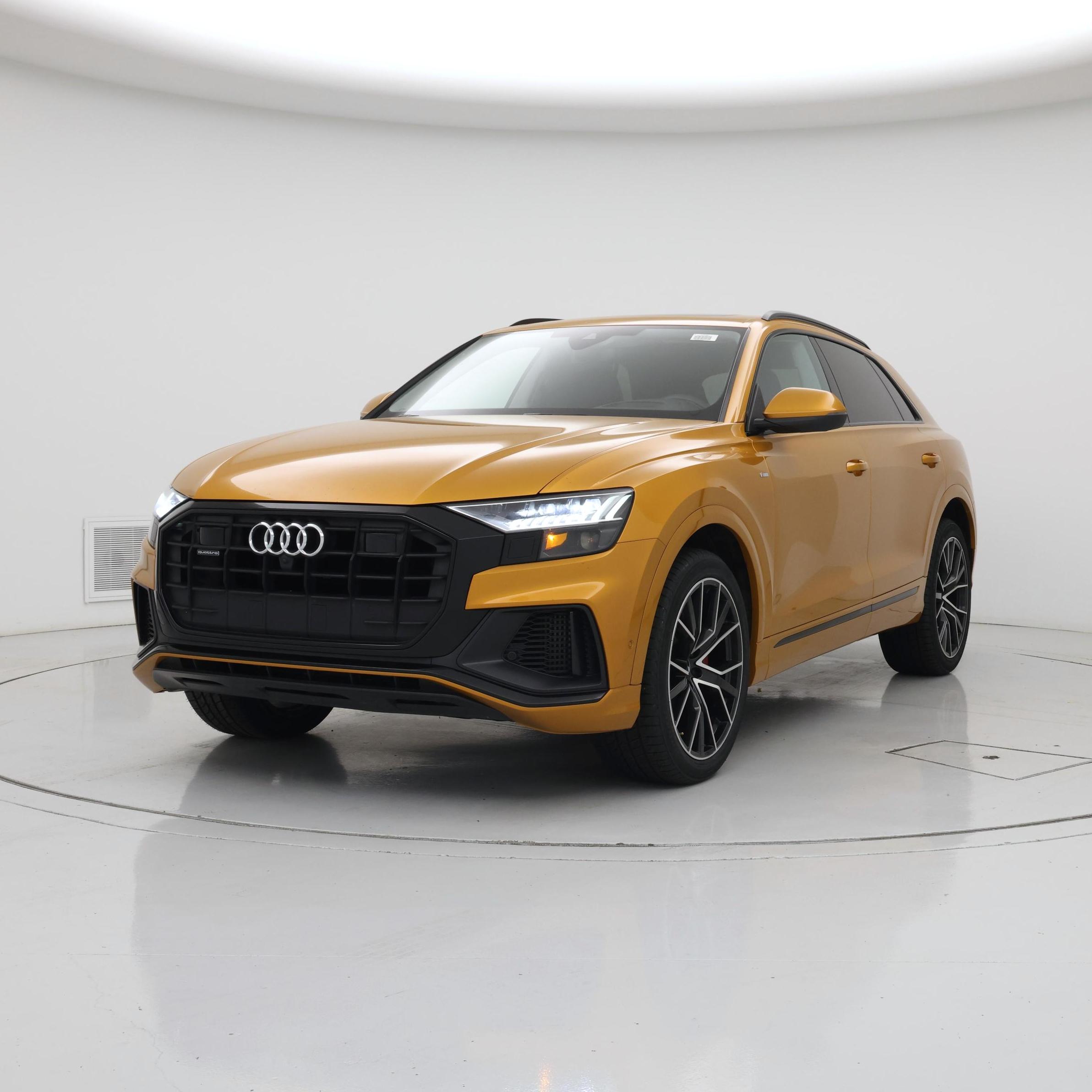Thumbnail: 2020 Audi Q8 - 4