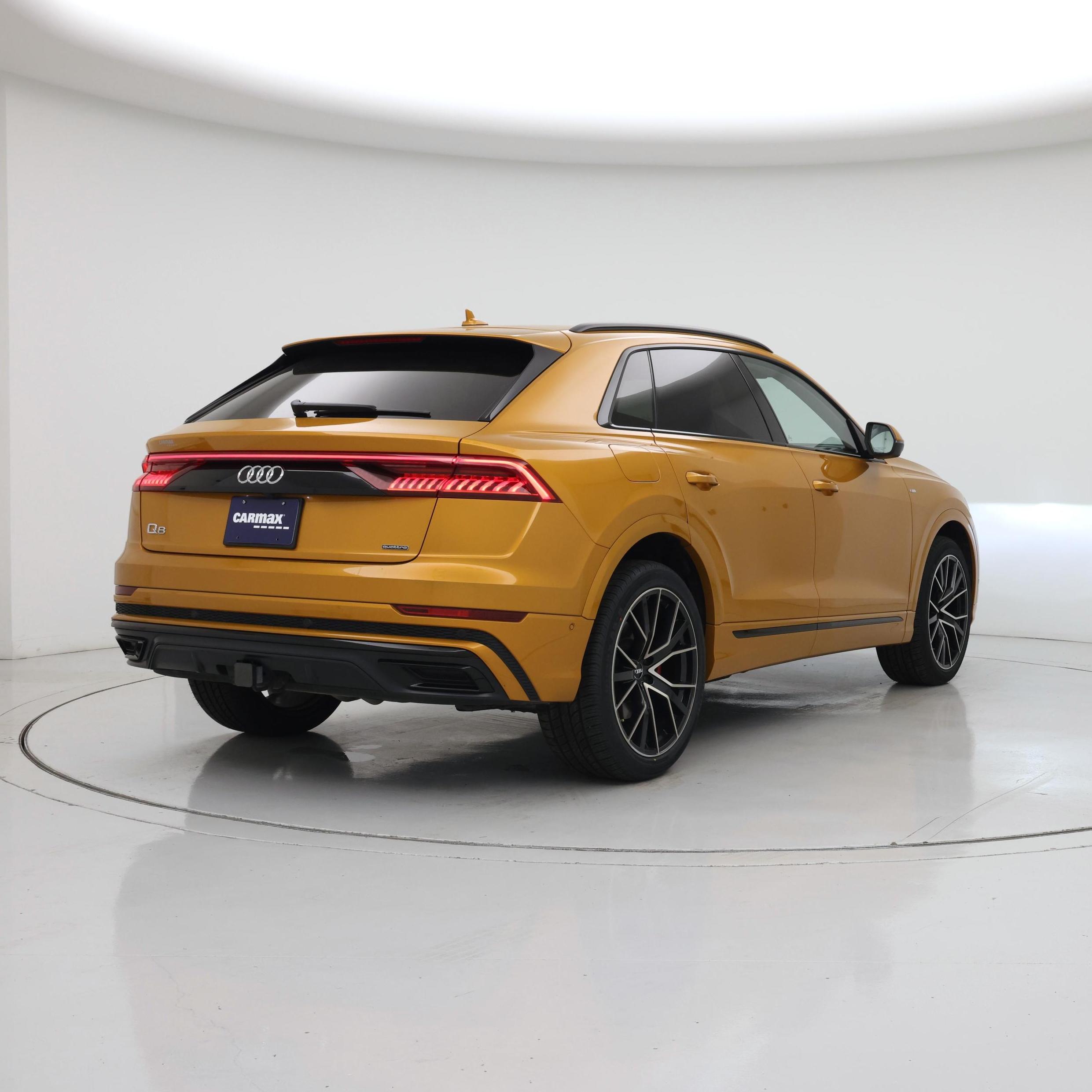 Thumbnail: 2020 Audi Q8 - 8