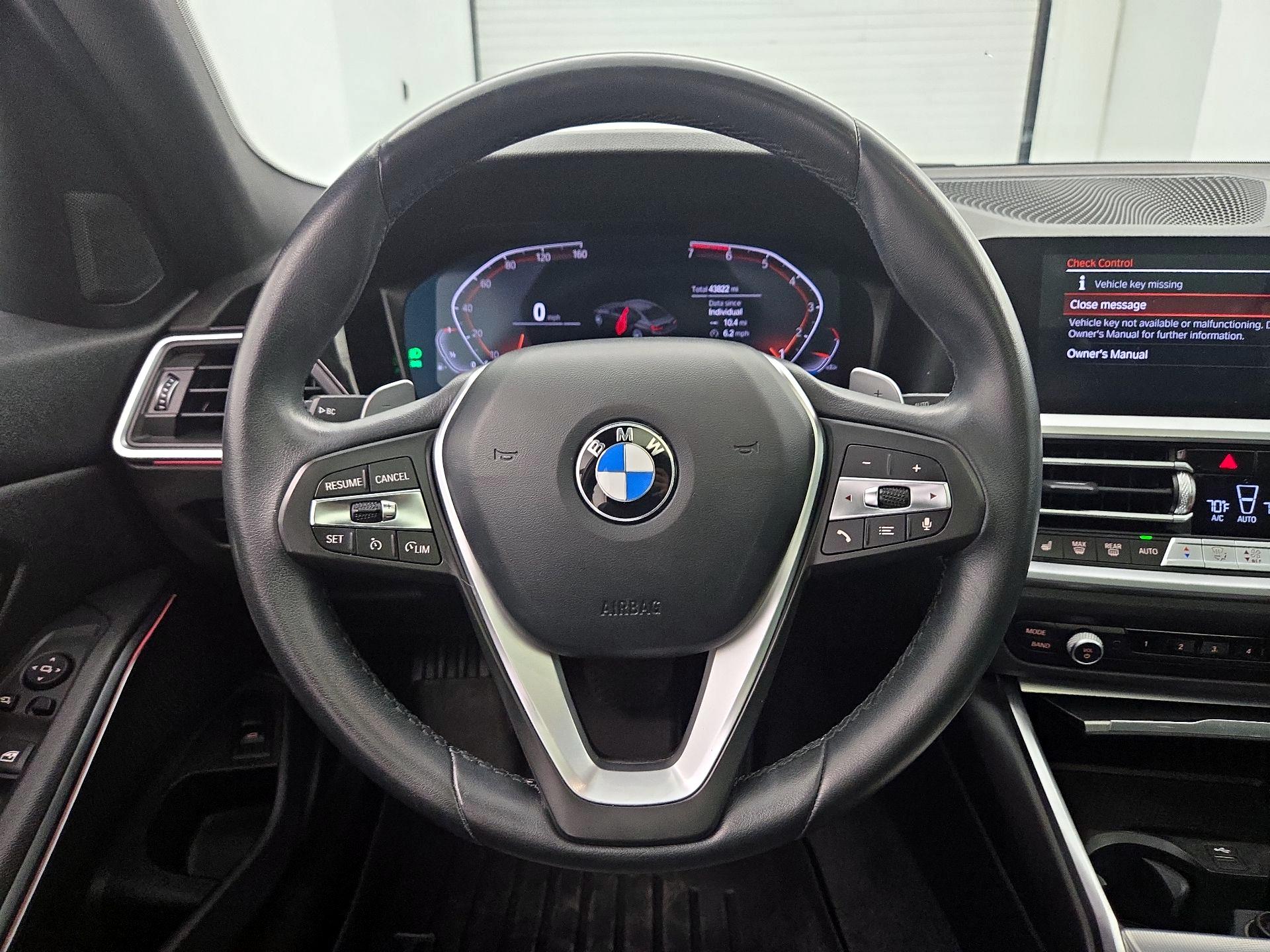 Thumbnail: 2021 BMW 3 Series - 10