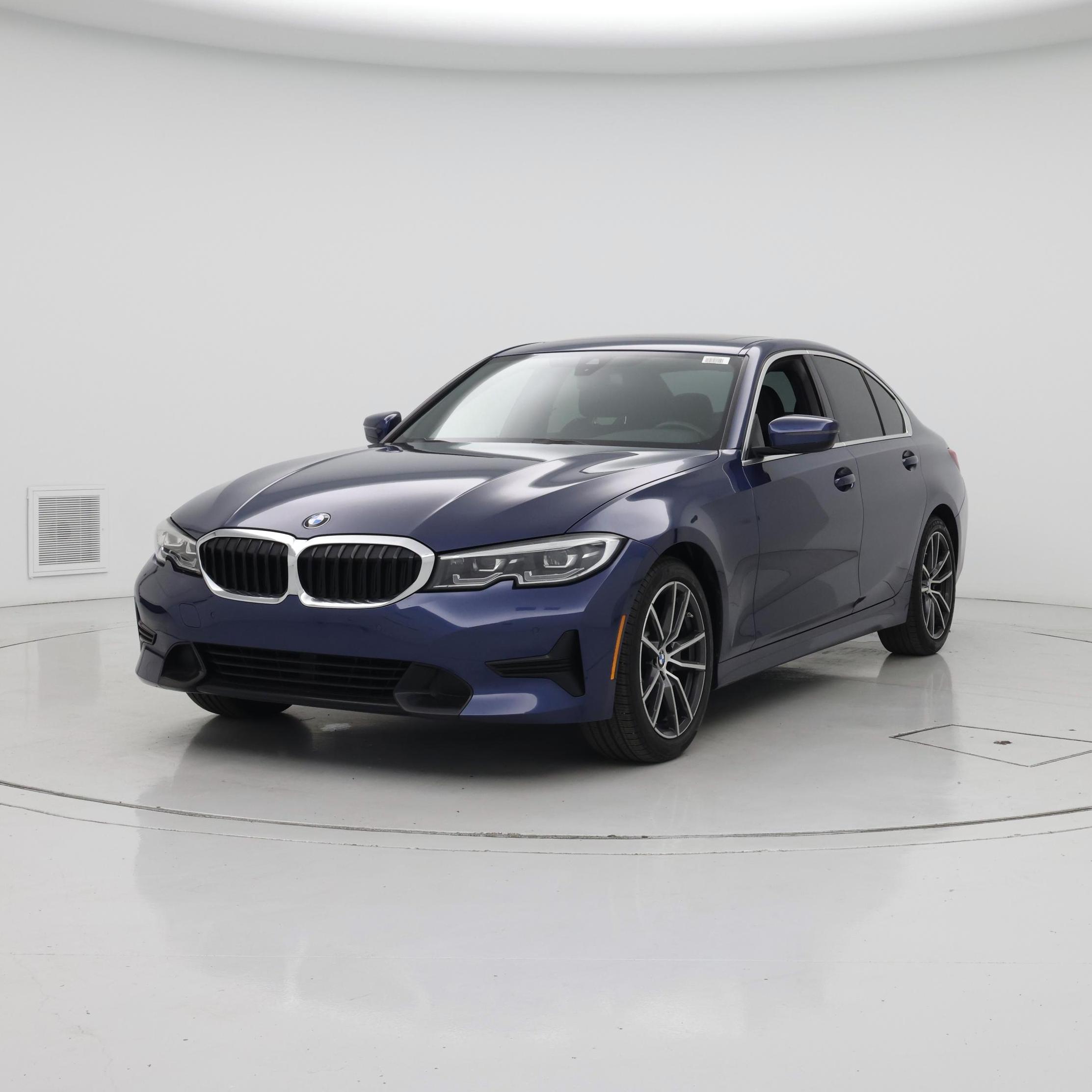 Thumbnail: 2021 BMW 3 Series - 4