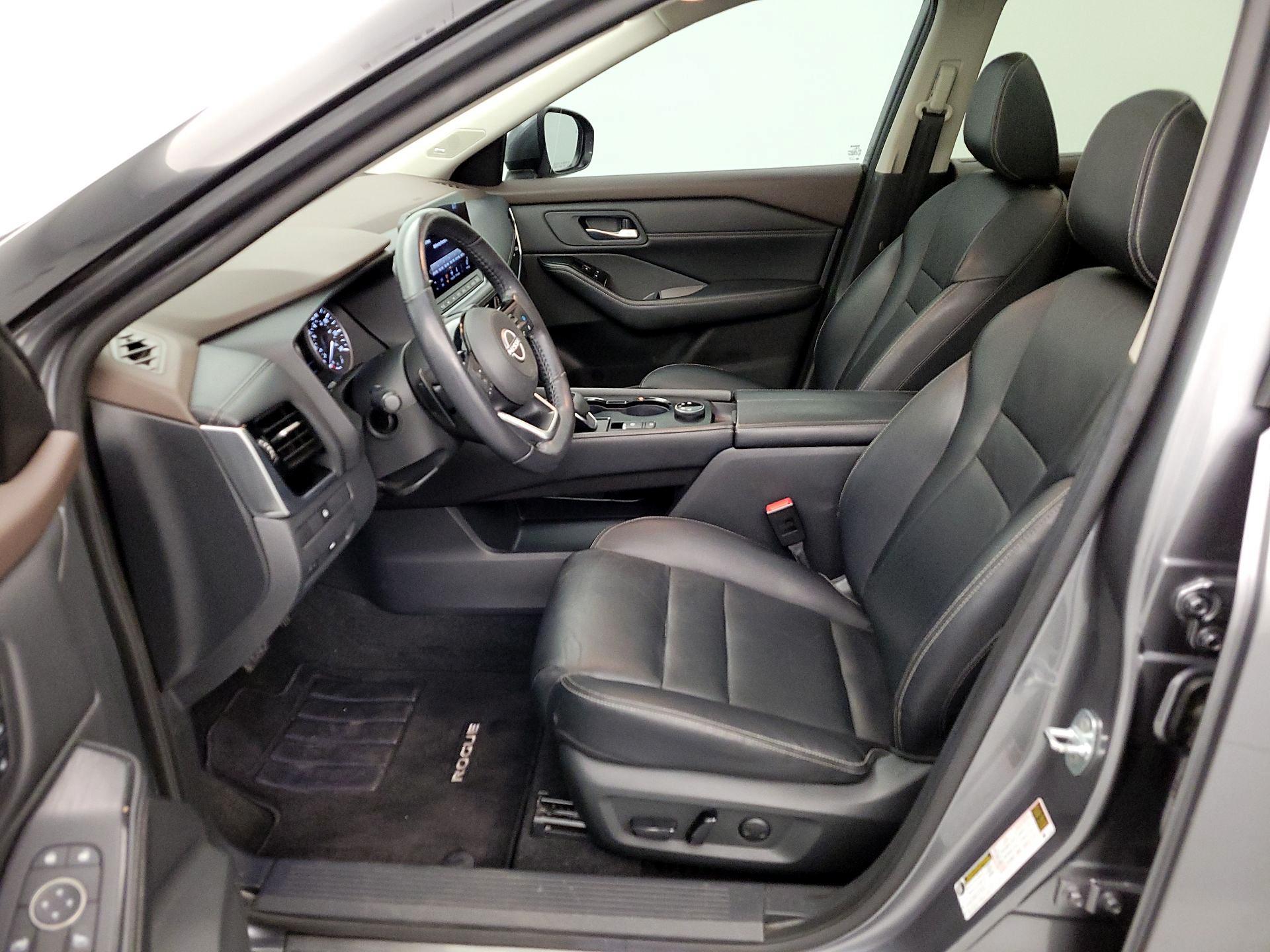 Thumbnail: 2023 Nissan Rogue - 11