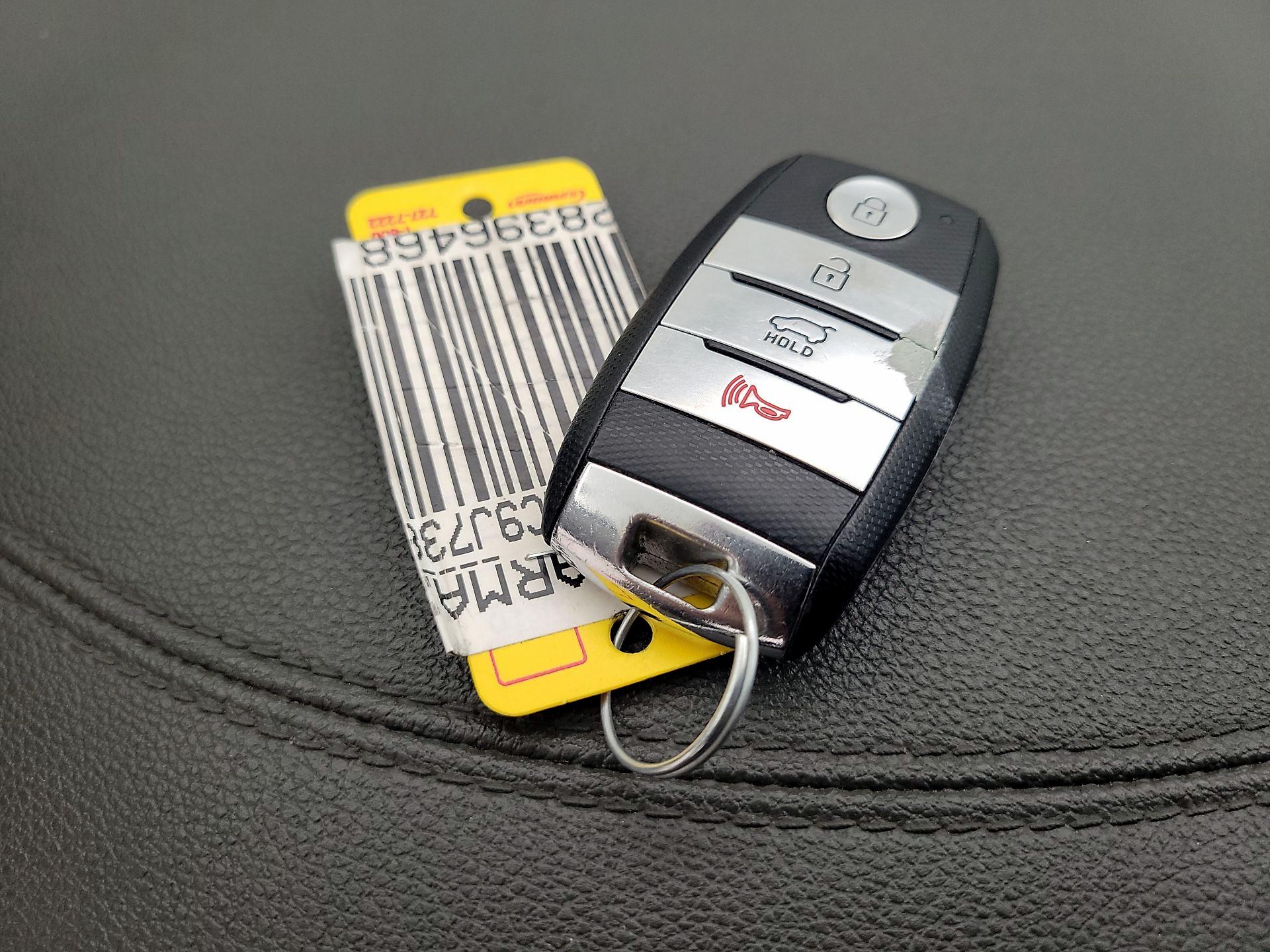 Thumbnail: 2018 Kia Sportage - 18