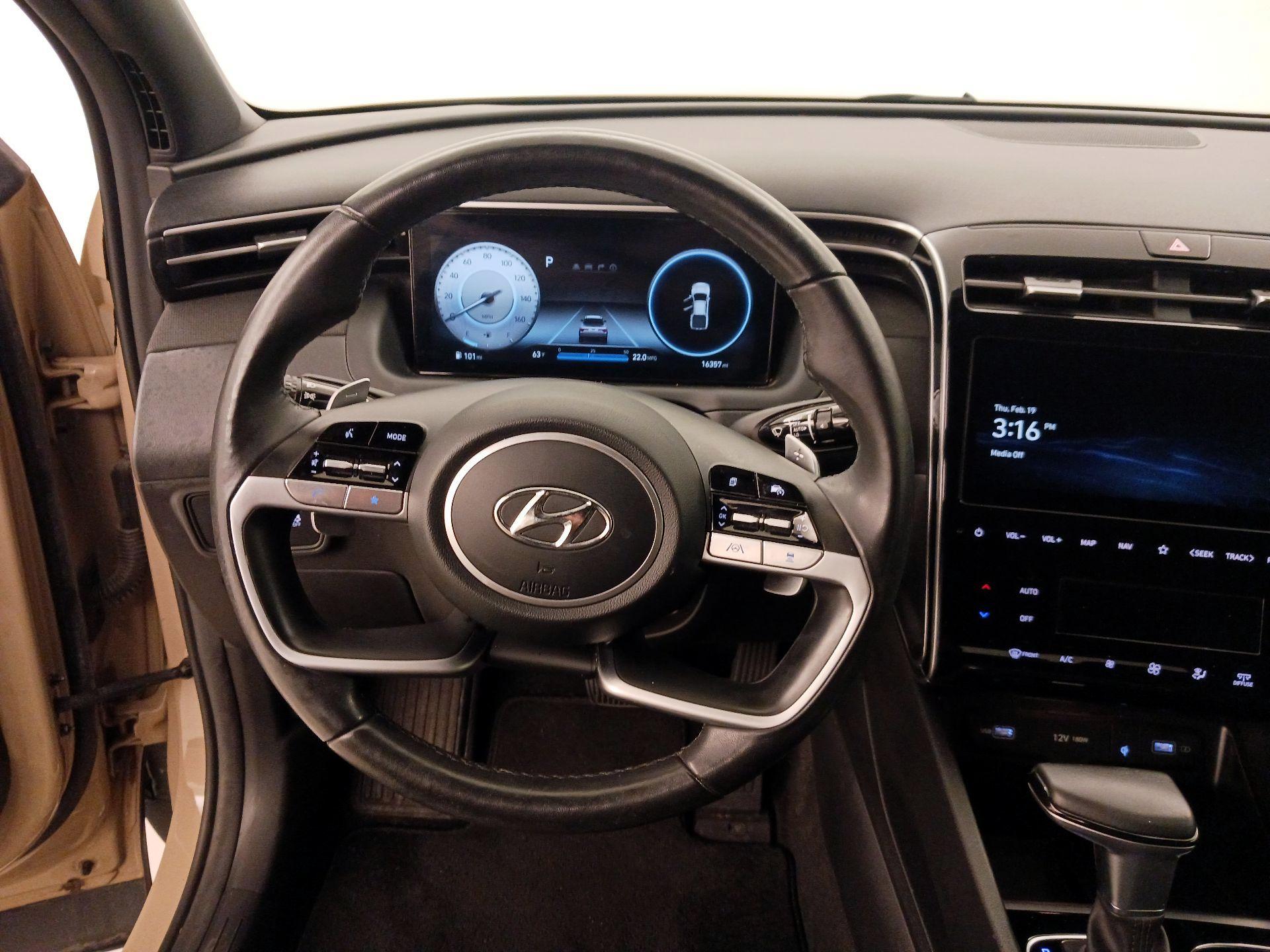 Thumbnail: 2023 Hyundai Santa Cruz - 10