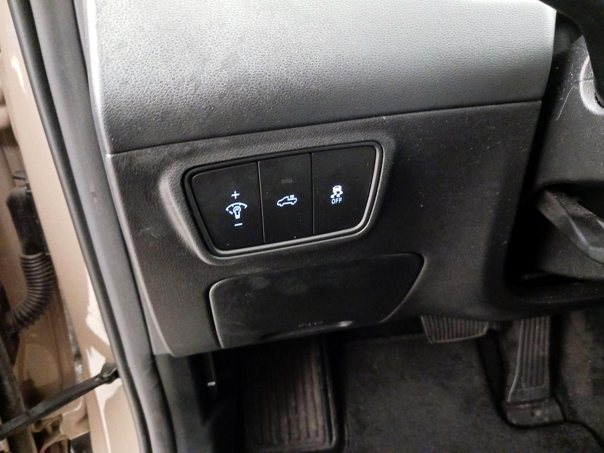 Thumbnail: 2023 Hyundai Santa Cruz - 13