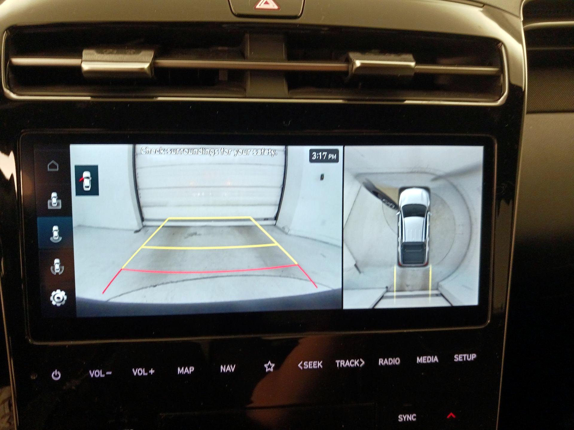 Thumbnail: 2023 Hyundai Santa Cruz - 15