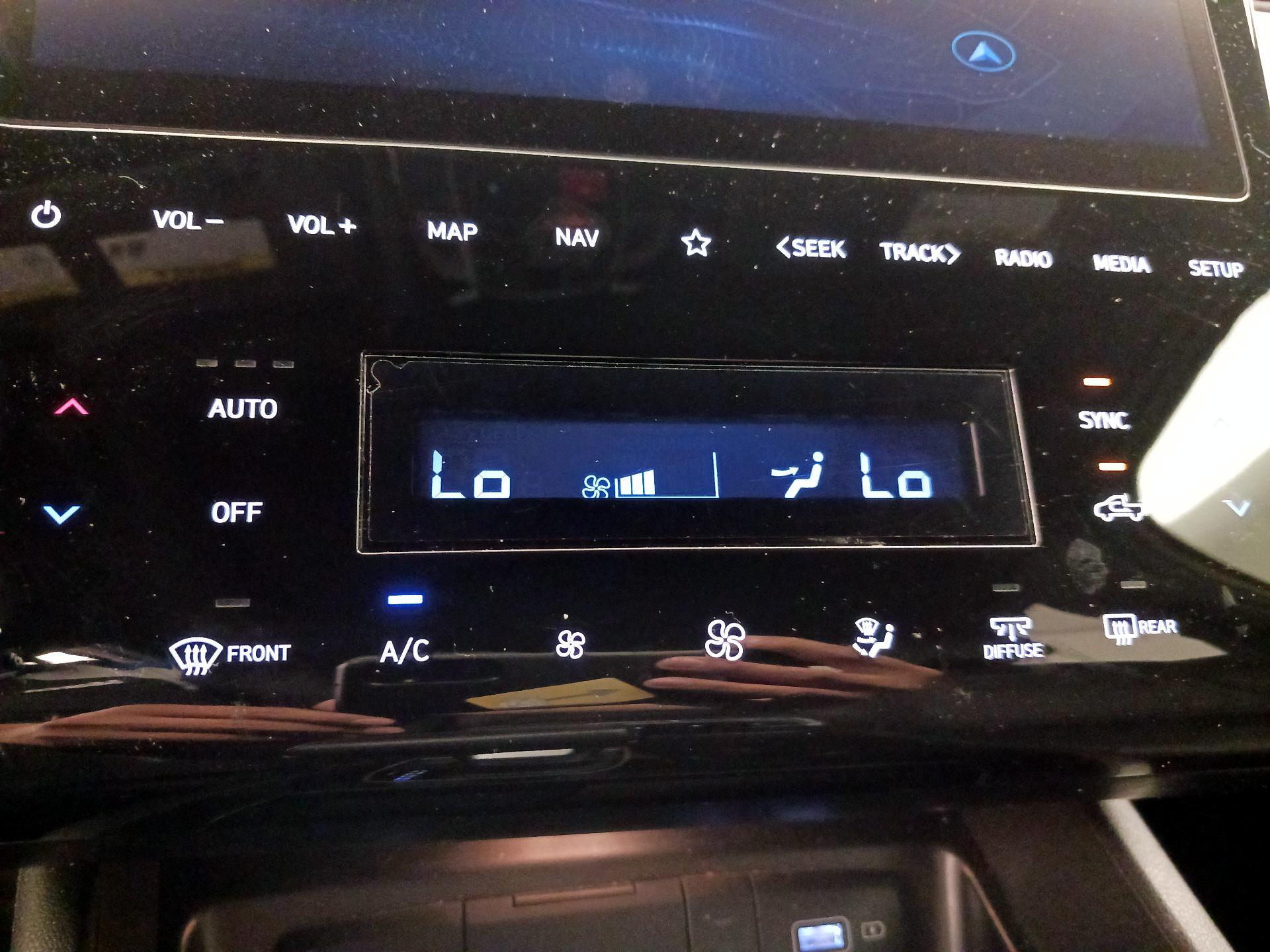 Thumbnail: 2023 Hyundai Santa Cruz - 17