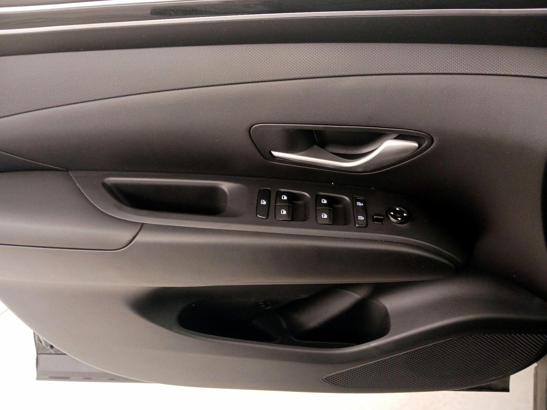 Thumbnail: 2022 Hyundai Santa Cruz - 12