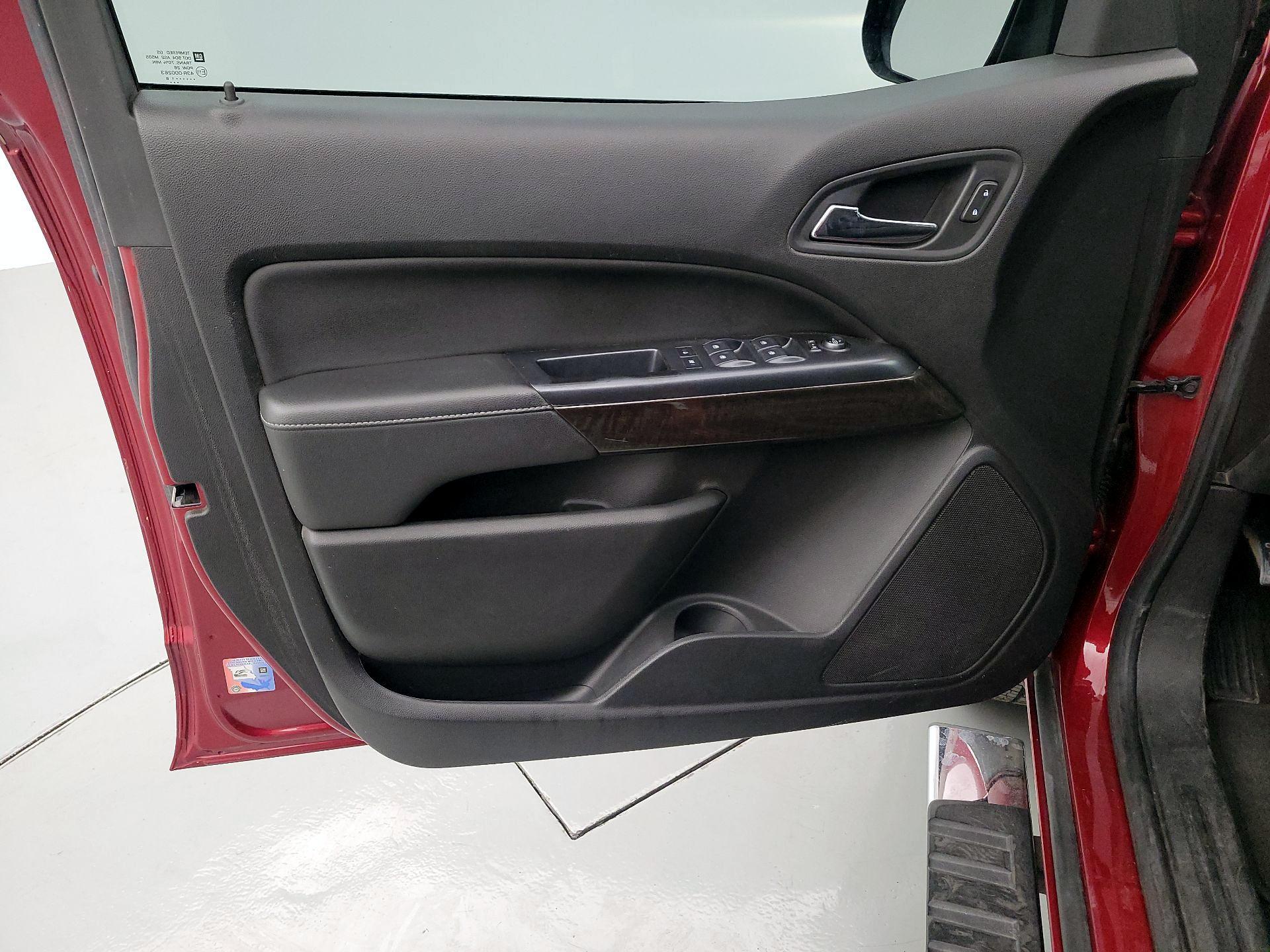 Thumbnail: 2018 GMC Canyon - 12