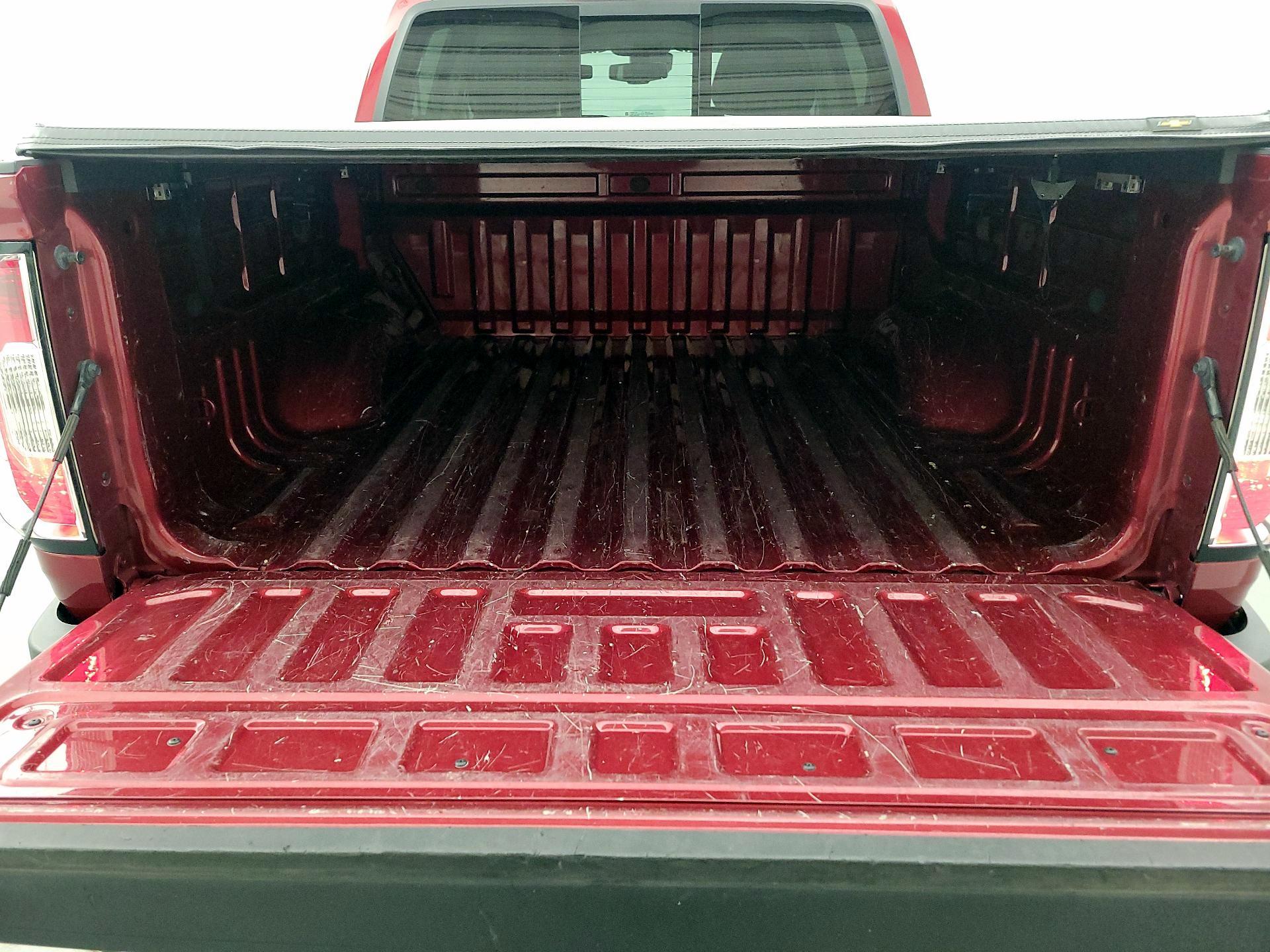 Thumbnail: 2018 GMC Canyon - 20