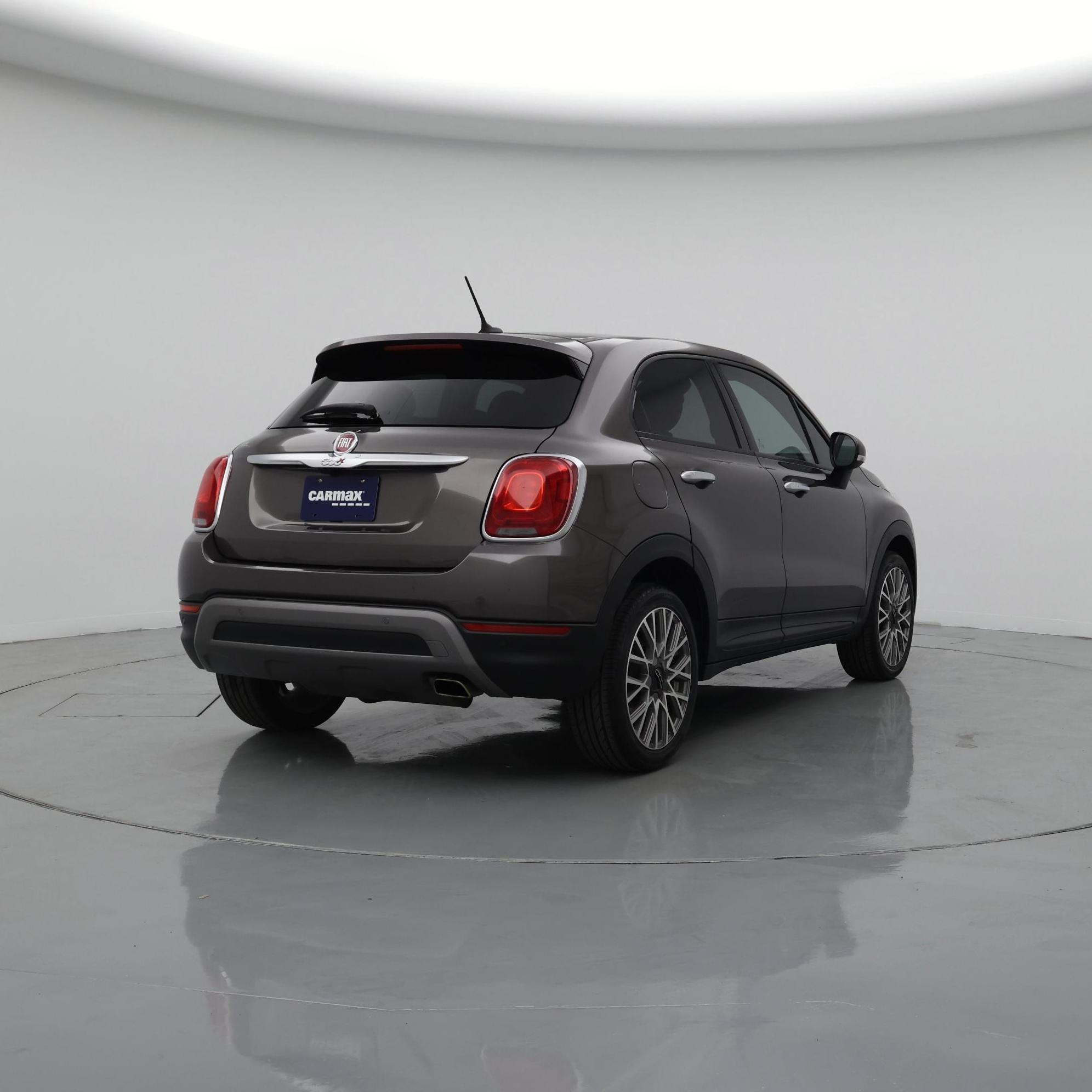 Thumbnail: 2016 Fiat 500X - 8
