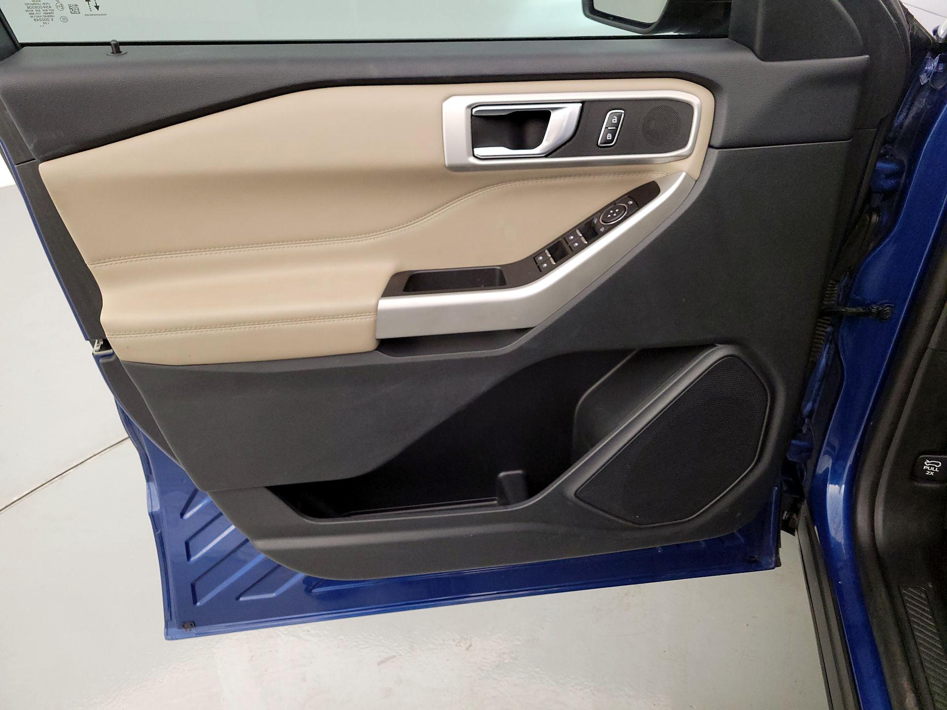 Thumbnail: 2022 Ford Explorer - 12