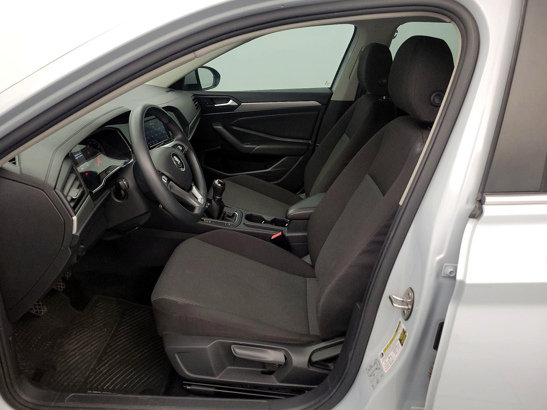 Thumbnail: 2019 Volkswagen Jetta - 11