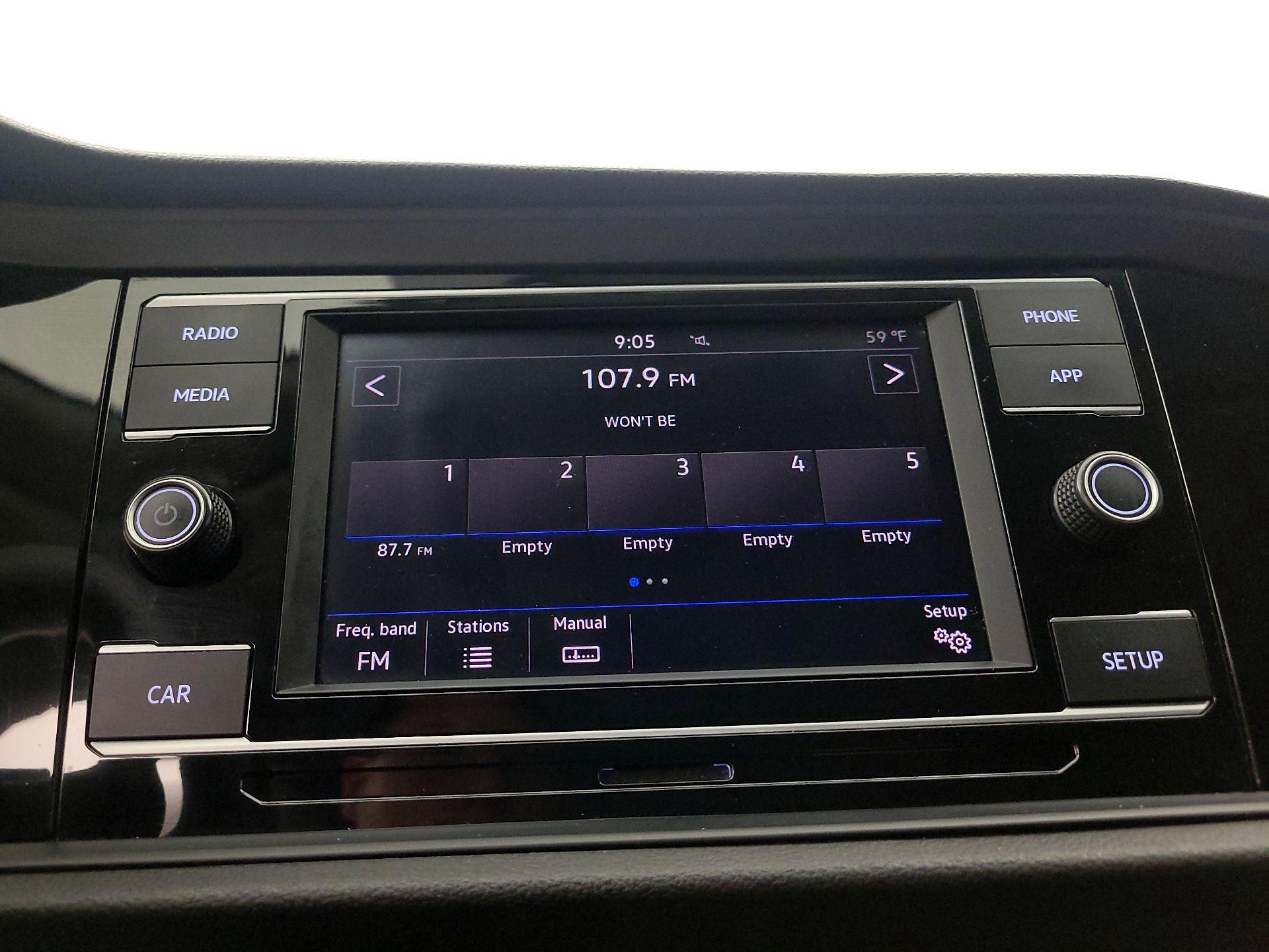 Thumbnail: 2019 Volkswagen Jetta - 15